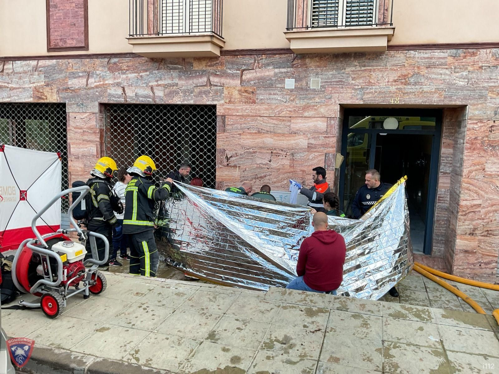Los Bomberos del Levante han actuado en este edificio de Huércal-Overa.