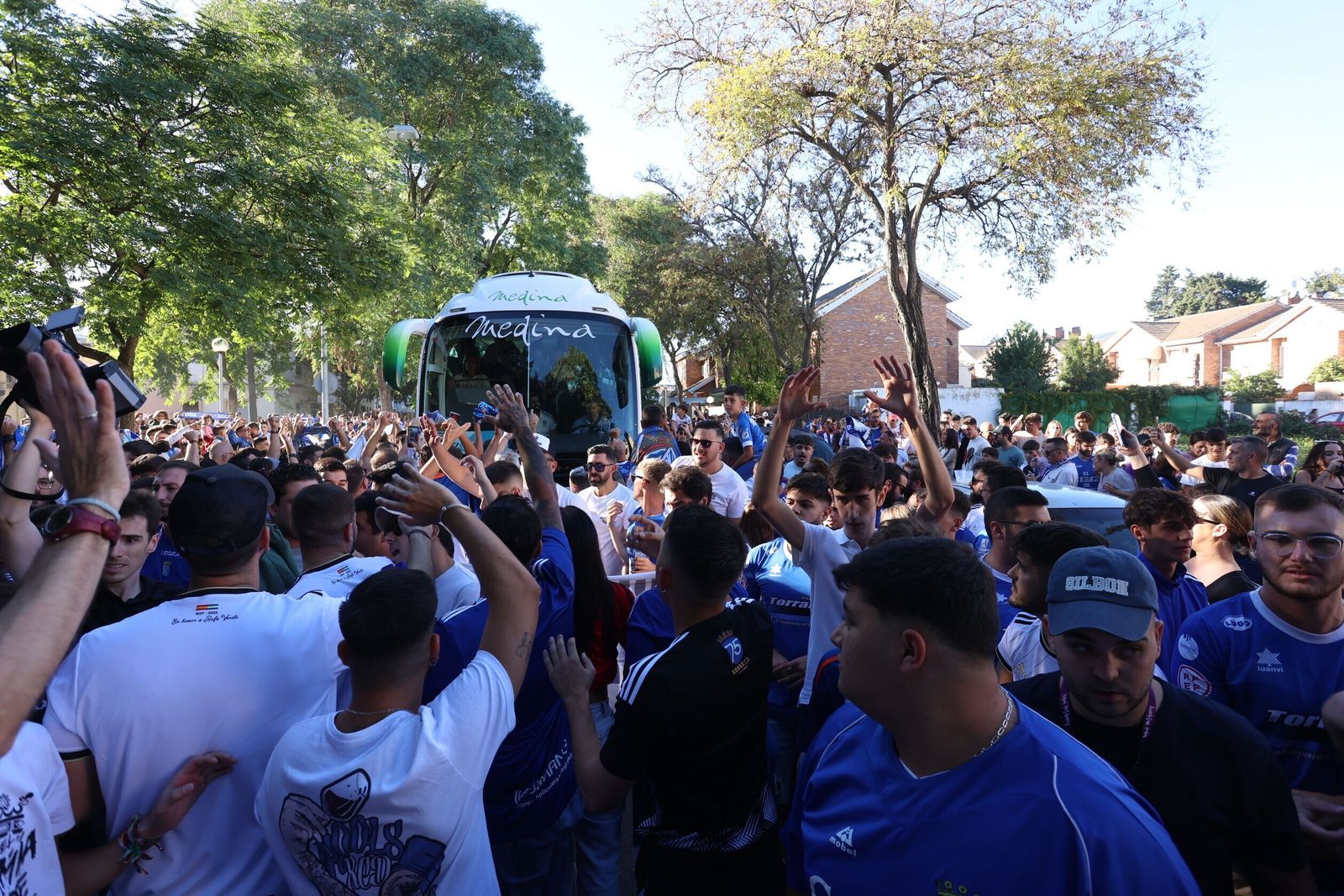 Así ha sido el recibimiento al Xerez CD en los aledaños de Chapín para el derbi