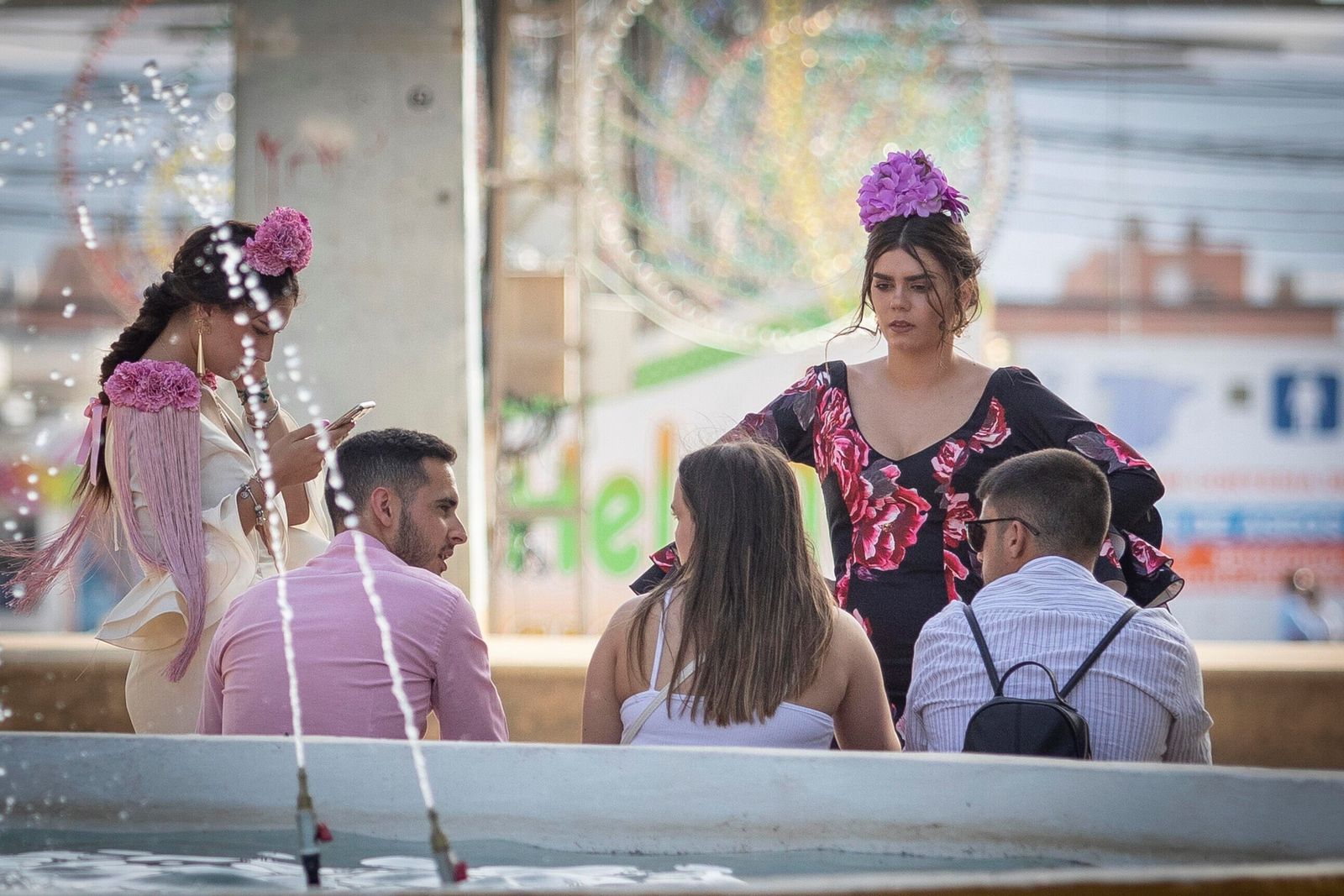 Granada vive un domingo de Corpus marcado por el buen tiempo.