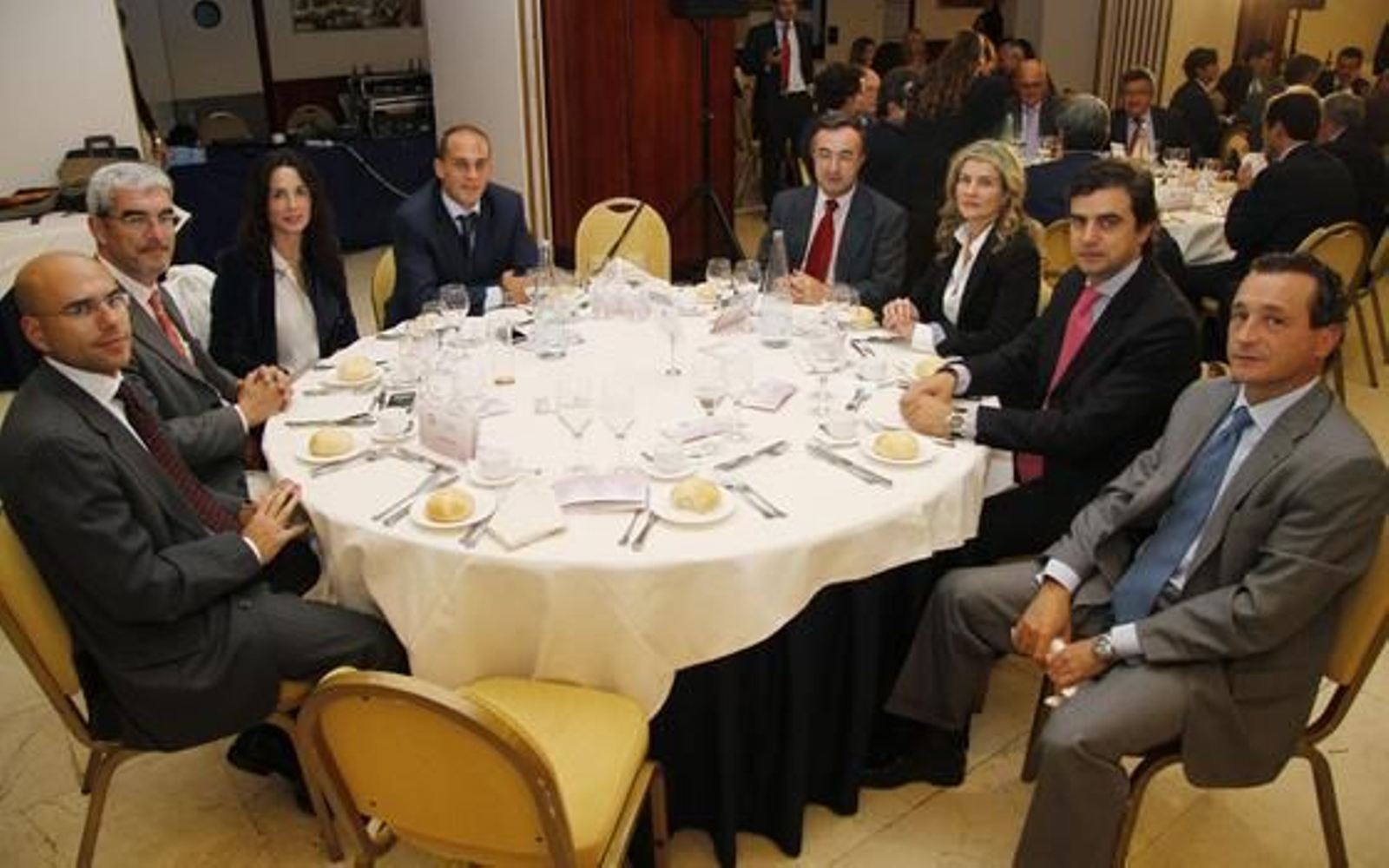 Óscar Martín de Frutos, Ángel Navarro, Isabel Aguilar, Alejandro Cueto, José Soto, Llanos Muñoz, Eduardo Martín y Fernando Pouso.

Foto: Juan Carlos Vazquez / Victoria Hidalgo