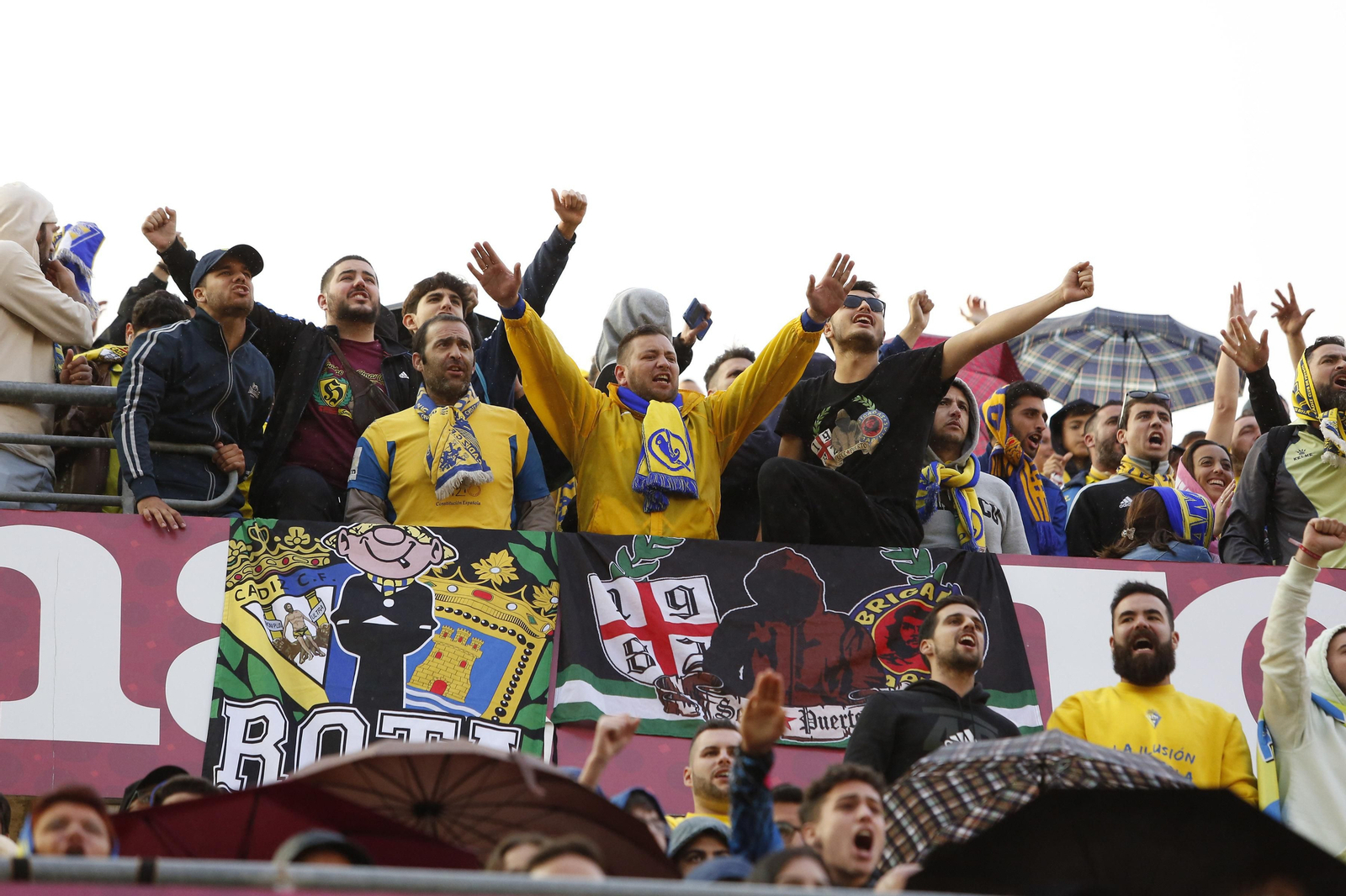 El Granada CF-Cádiz CF, en imágenes