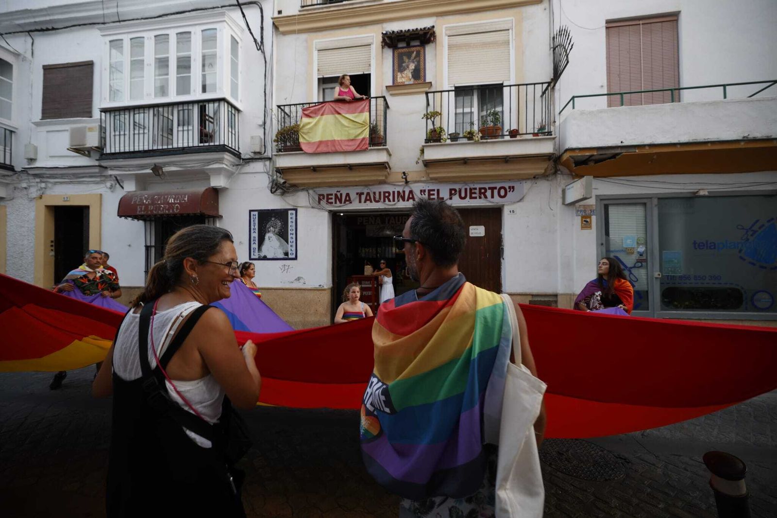 Las imágenes de la marcha reivindicativa del Día del Orgullo LGTBI en El Puerto