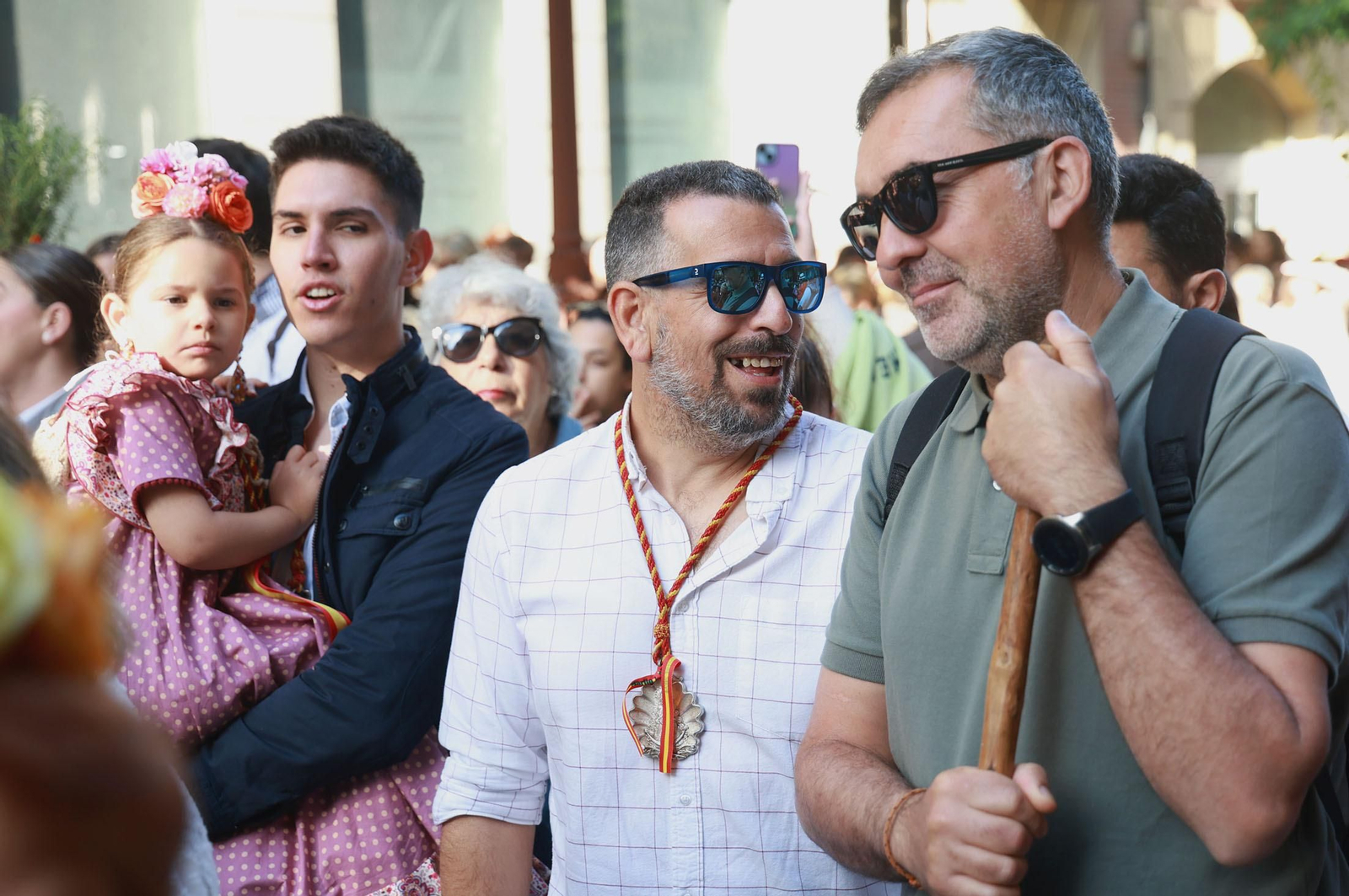 Las mejores imágenes de los peregrinos en la salida de Emigrantes