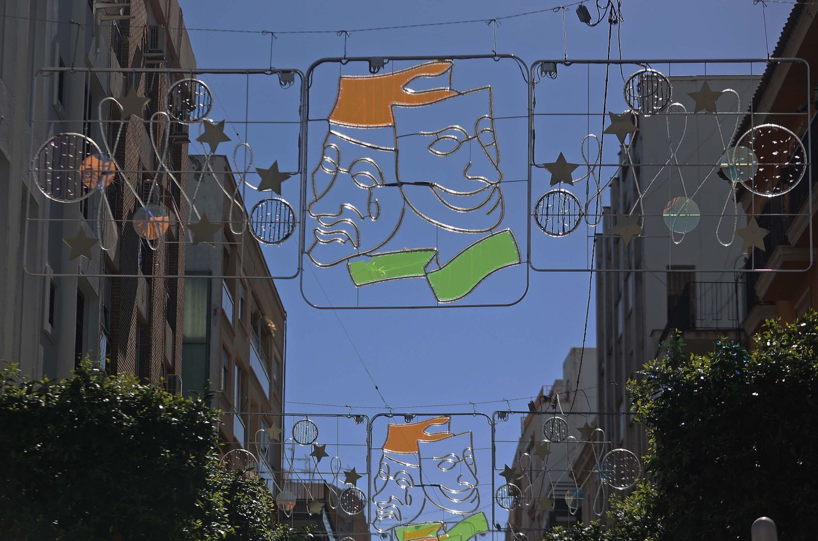 La cabalgata de agrupaciones del Carnaval de Algeciras, en imágenes