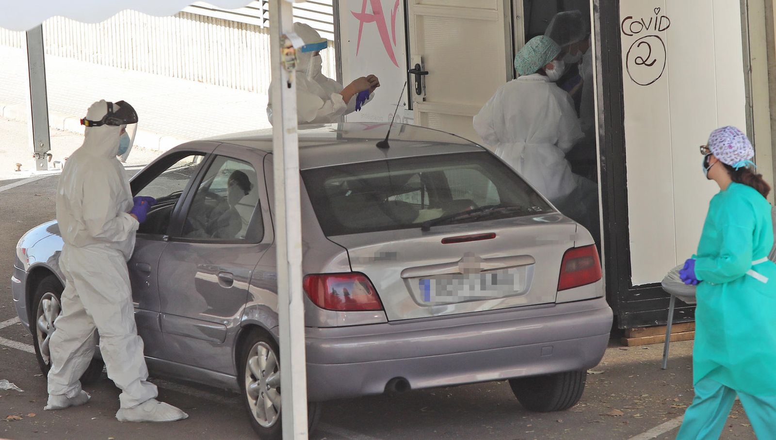 Puesto 'autocovid' del hospital de Jerez.