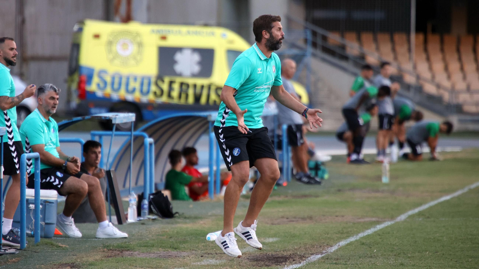 Imágenes del partido entre Xerez DFC y Juventud Torremolinos en Chapín