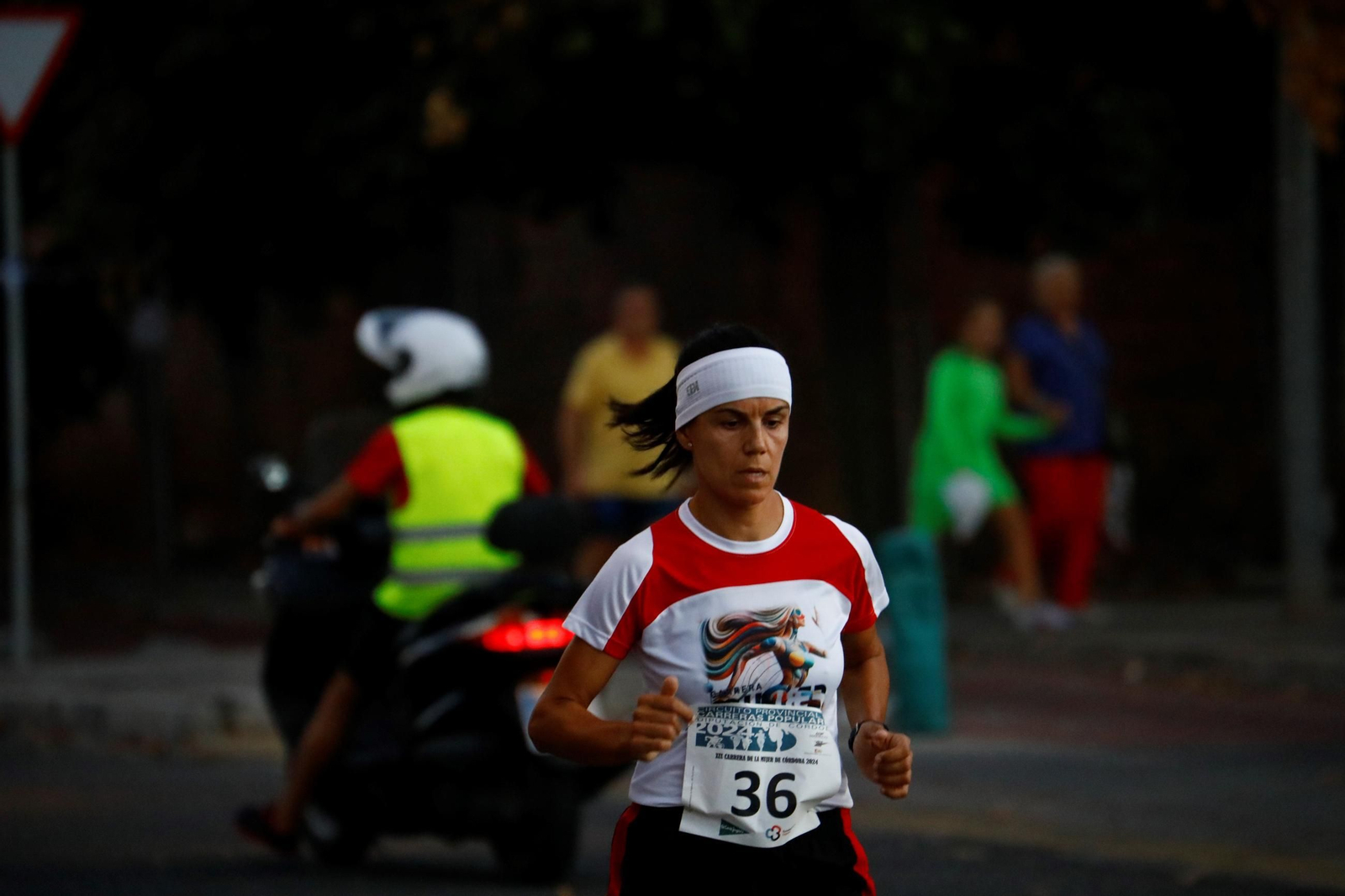 Las mejores fotos de la Carrera de la Mujer de Córdoba