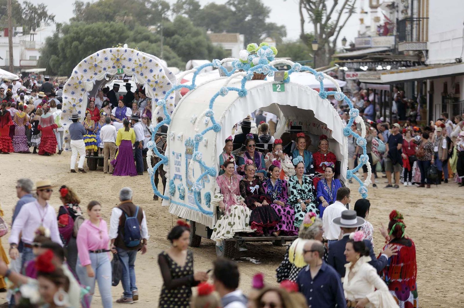 El Rocío 2023: Imágenes de ambiente y presentaciones de las Hermandades
