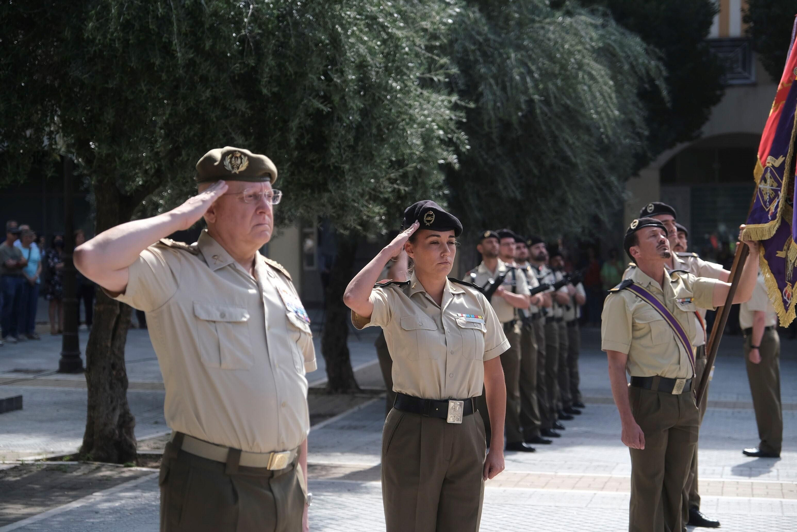 El homenaje de la Brigada de Córdoba al teniente Rafael Carbonell, en imágenes