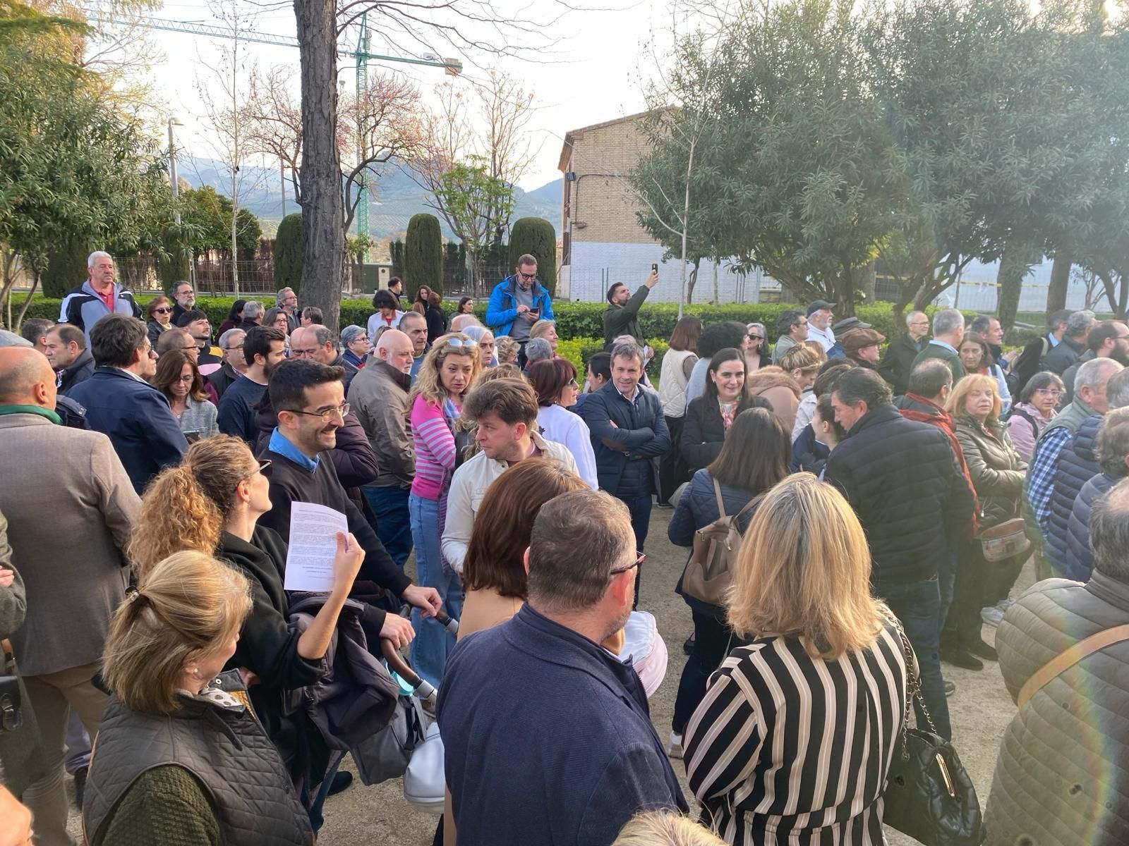 Manifestación en La Alameda contra el paso de ambulancias