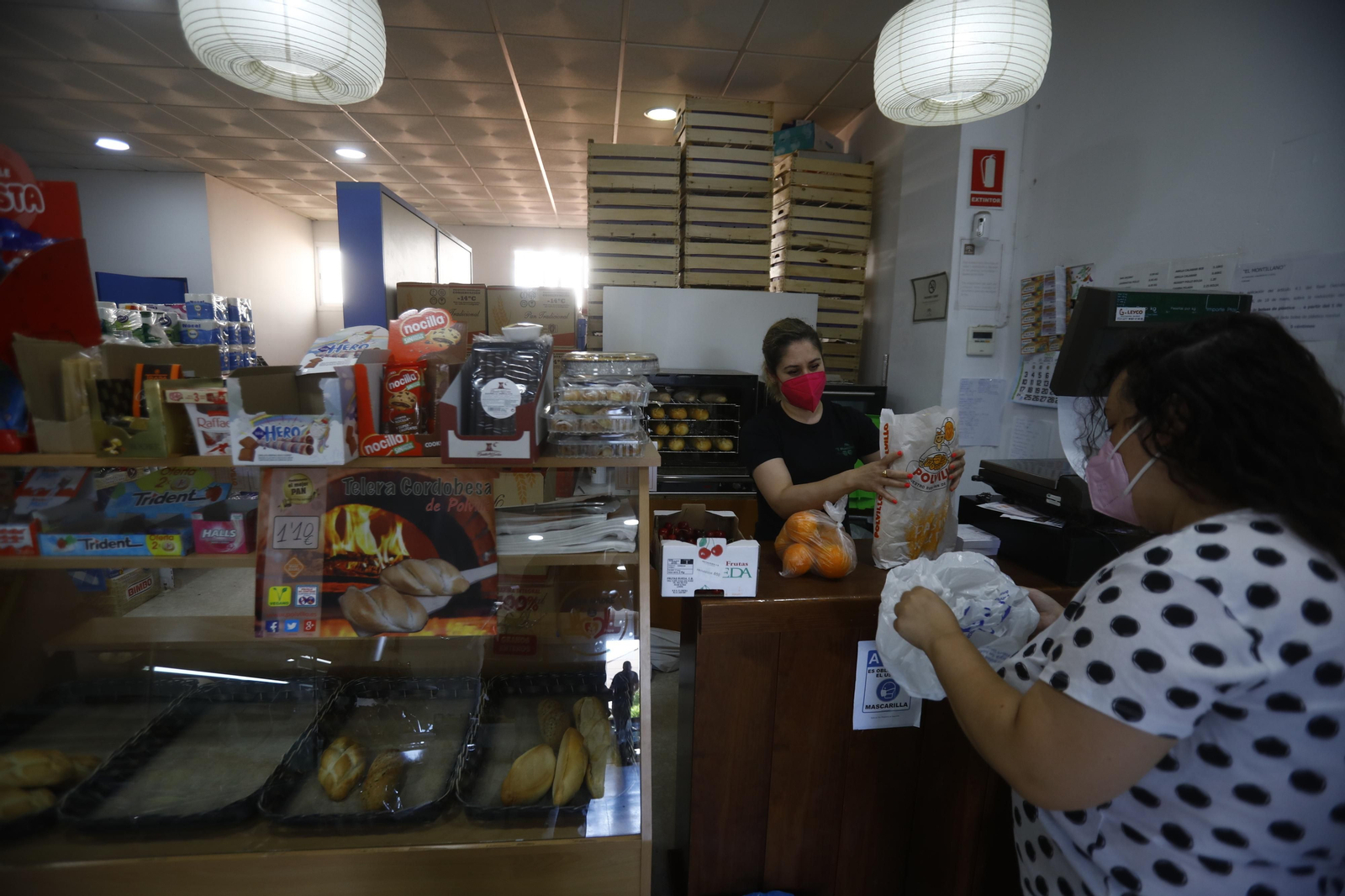 Un recorrido en fotografías por El Higuerón, uno de los barrios más pobres de Córdoba