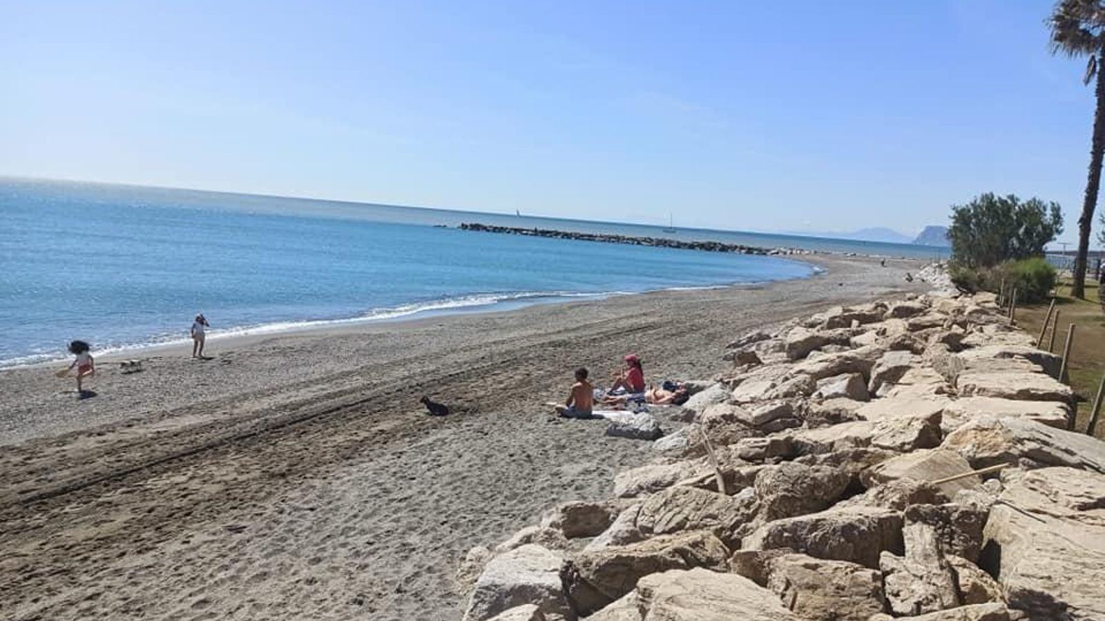 El País incluye esta playa de Cádiz entre los mejores para disfrutar del ‘veroño’