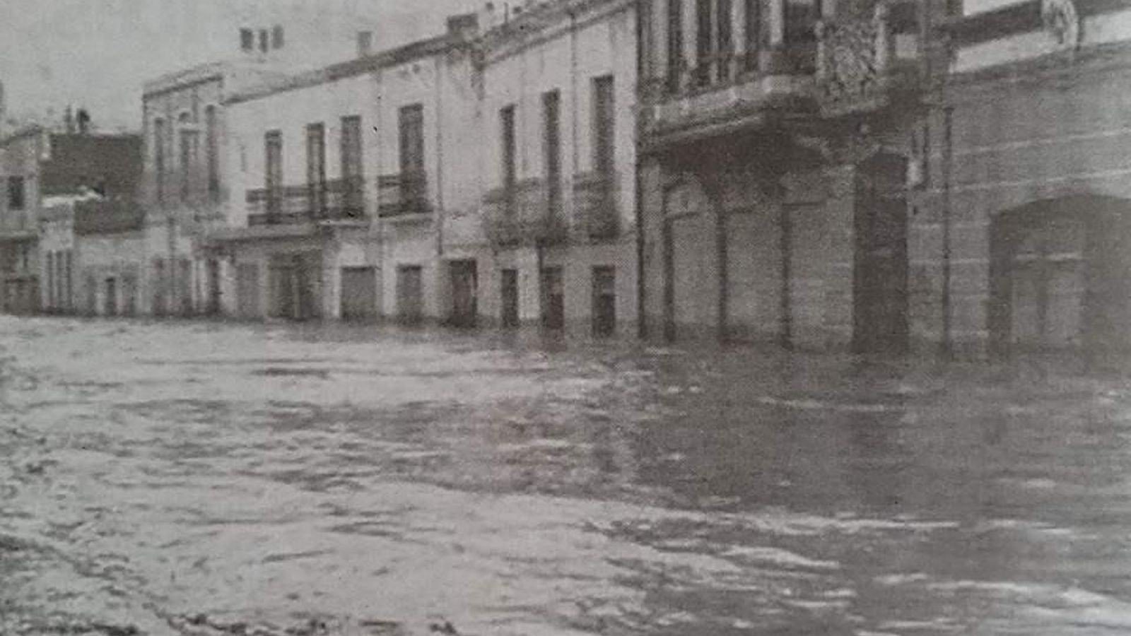 Almería inundada por la tromba de agua