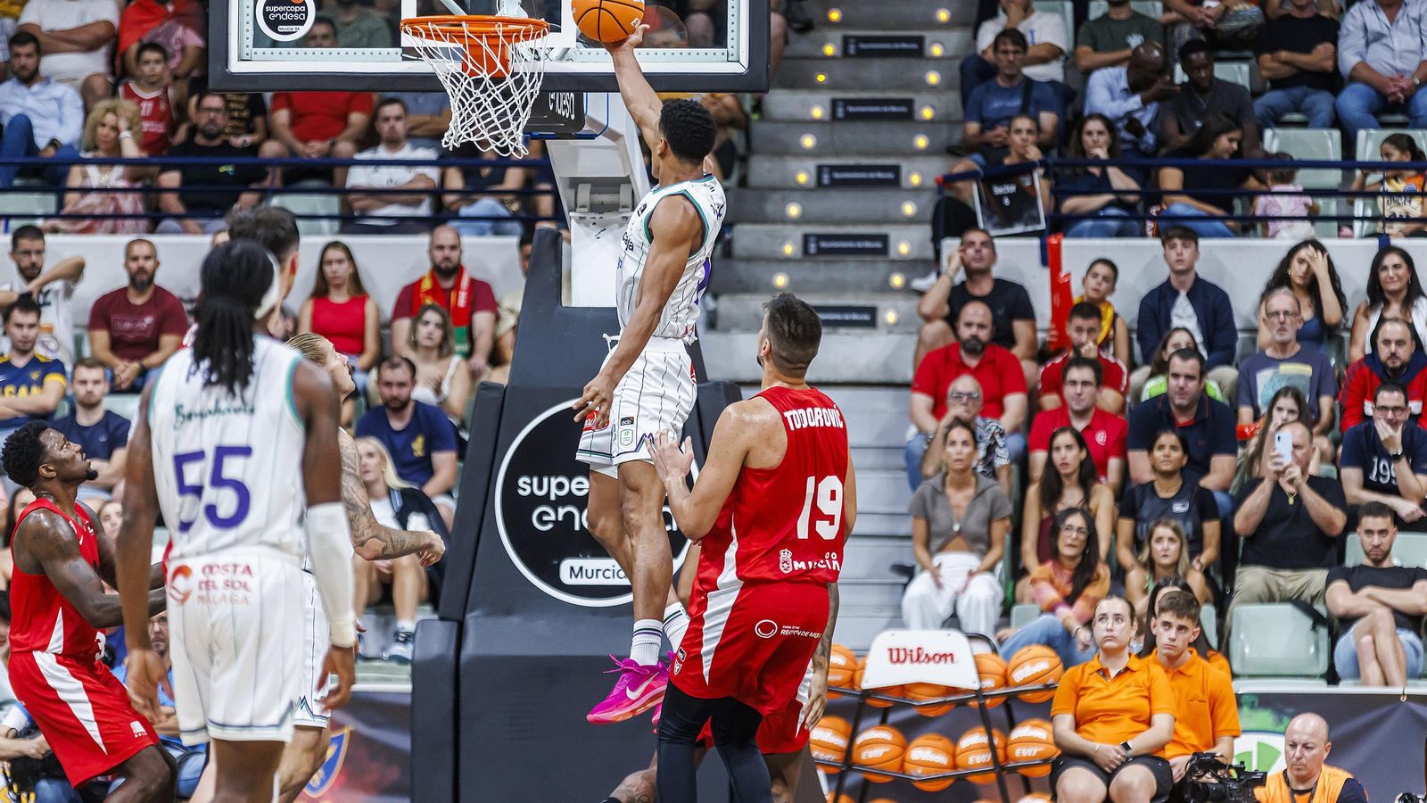 El UCAM Murcia-Unicaja de la Supercopa, en fotos