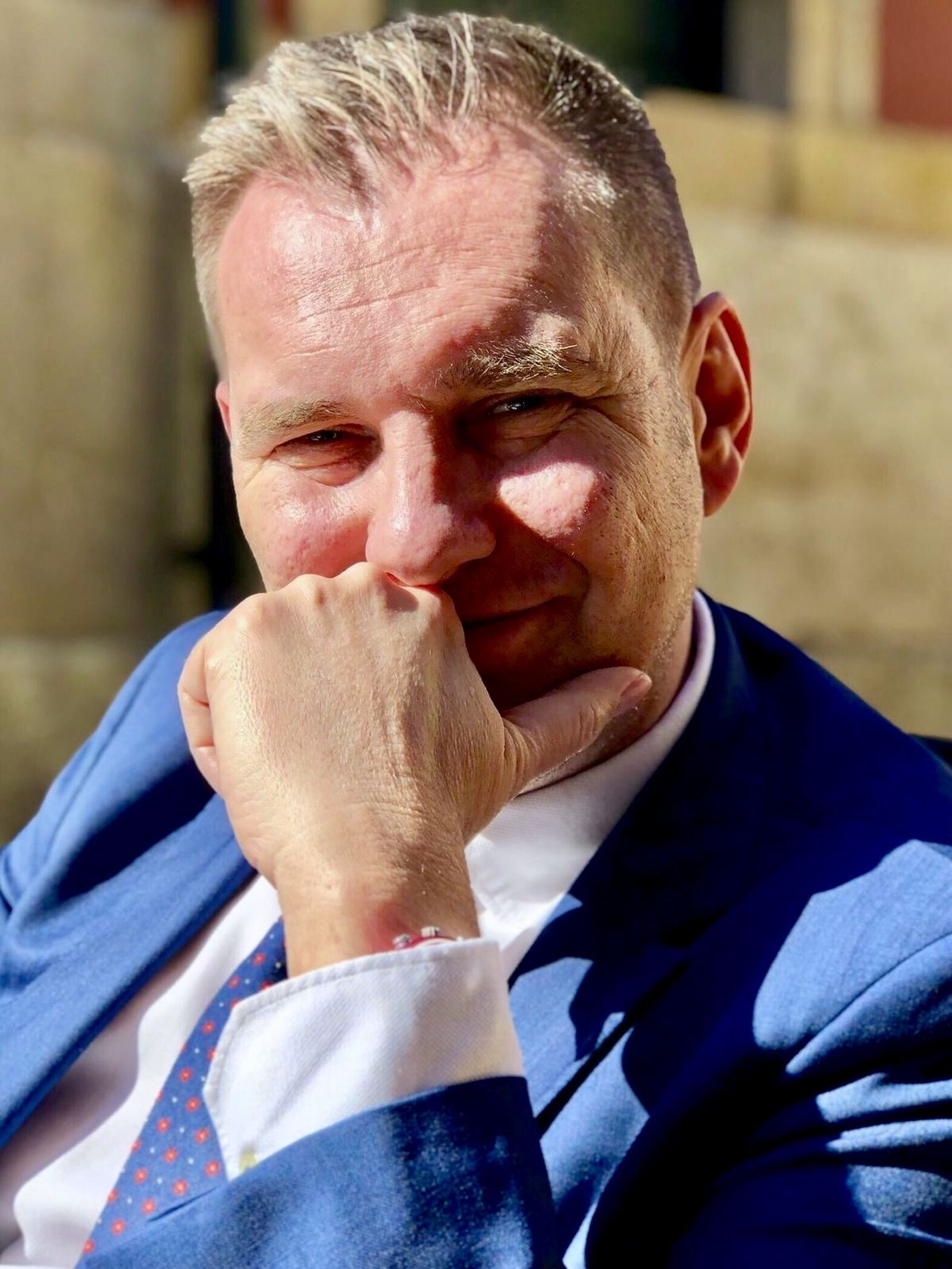 La administración oblicua