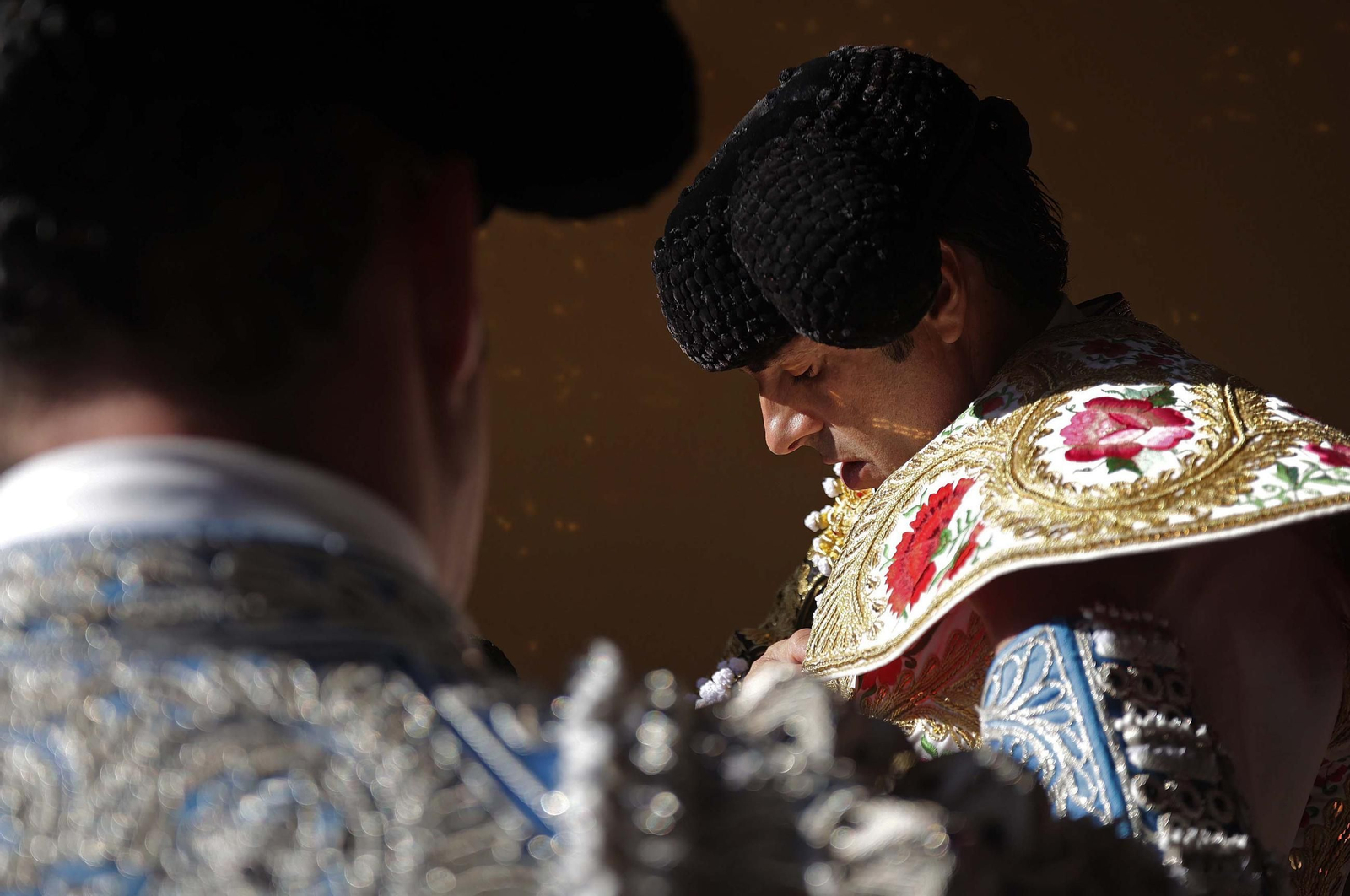 Fotos de la corrida del domingo de la Feria de La Línea: Emilio de Justo y David Galván