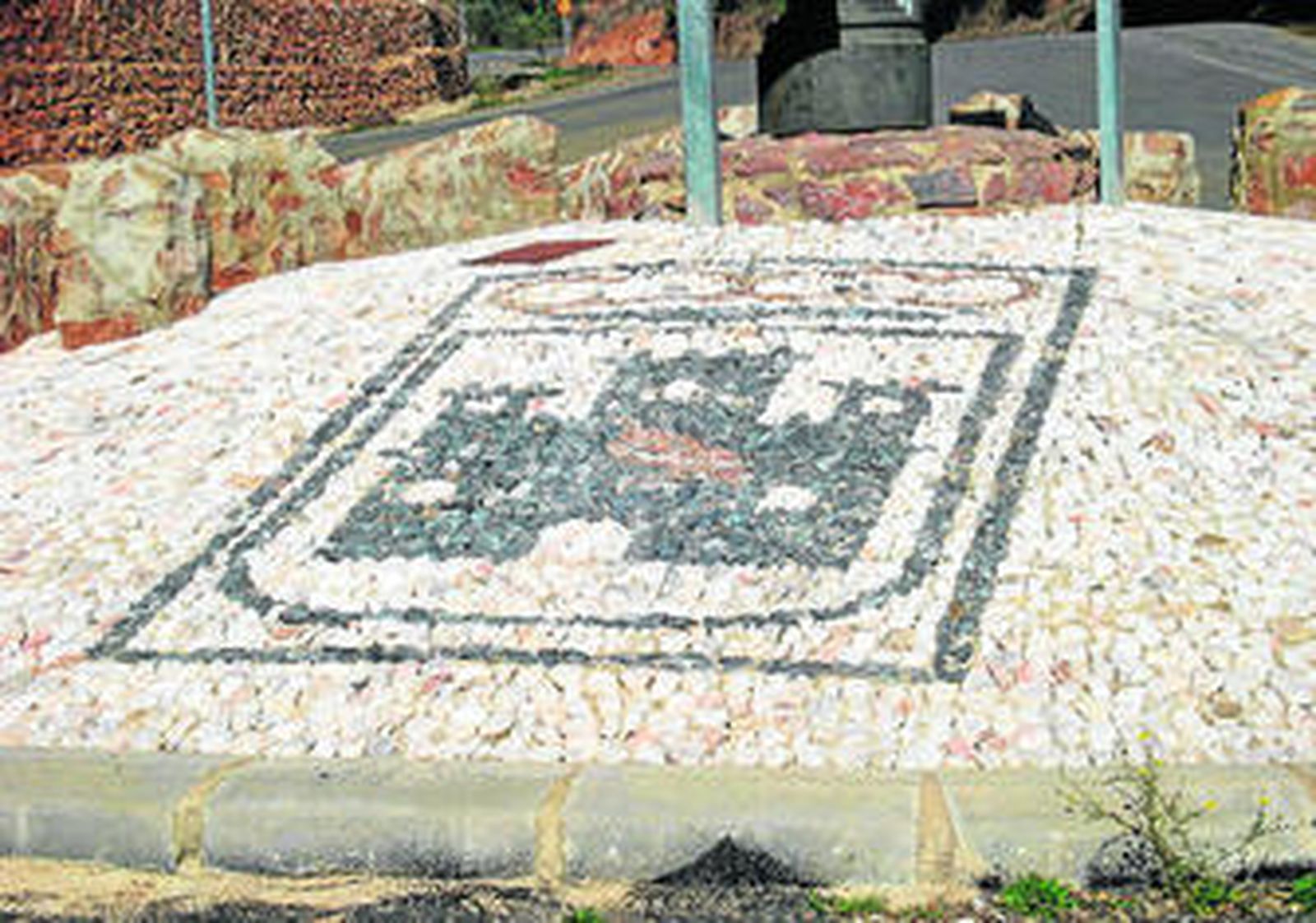 Numerosas entidades, colectivos y los vecinos de la localidad han participado en confección de las jornadas.