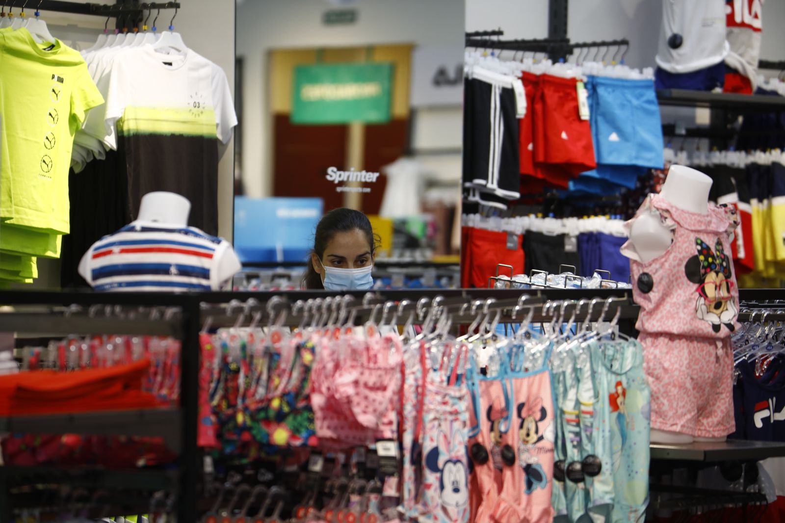 Día de apertura en el parque comercial Los Patios de Azahara de Córdoba, en imágenes