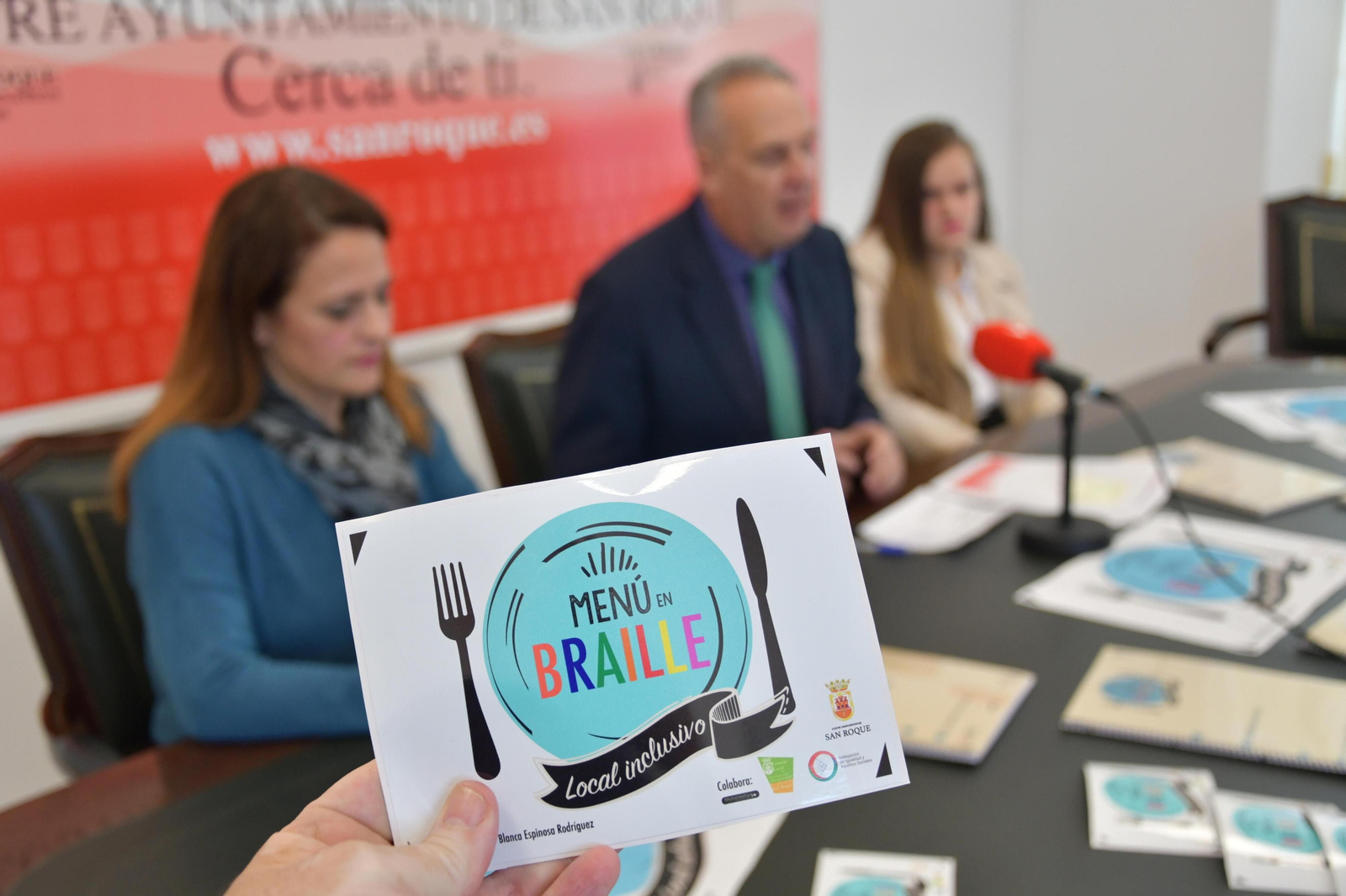 La presentación del 'menú en Braille' de San Roque.