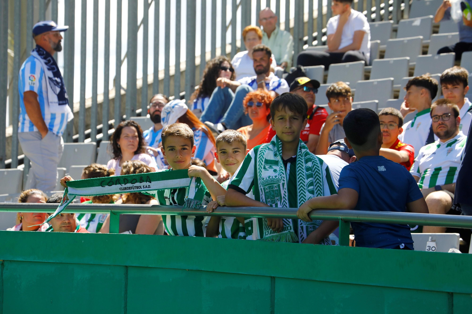 Búscate en el Córdoba - Málaga CF en las gradas de El Arcángel
