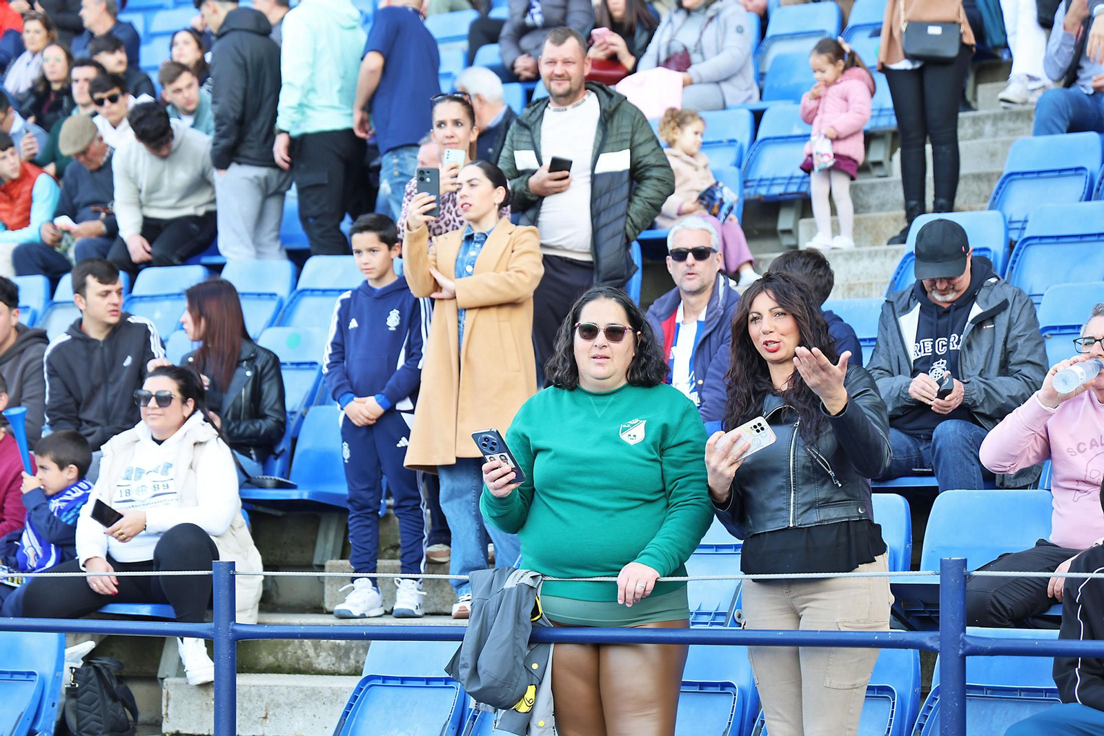 Búscate en el Nuevo Colombino en el Recreativo de Huelva vs Antequera