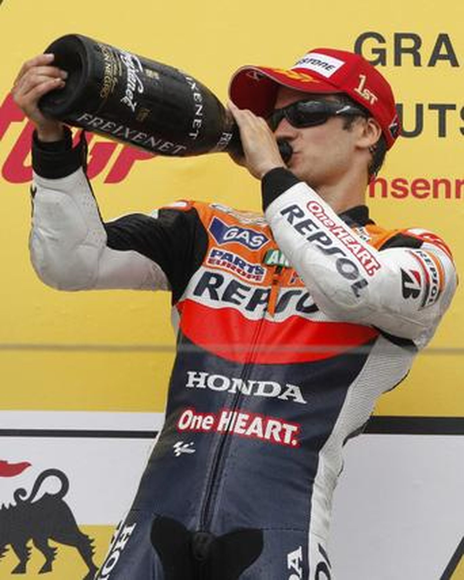 Dani Pedrosa vence en Alemania por delante de Lorenzo y Stoner. / Reuters