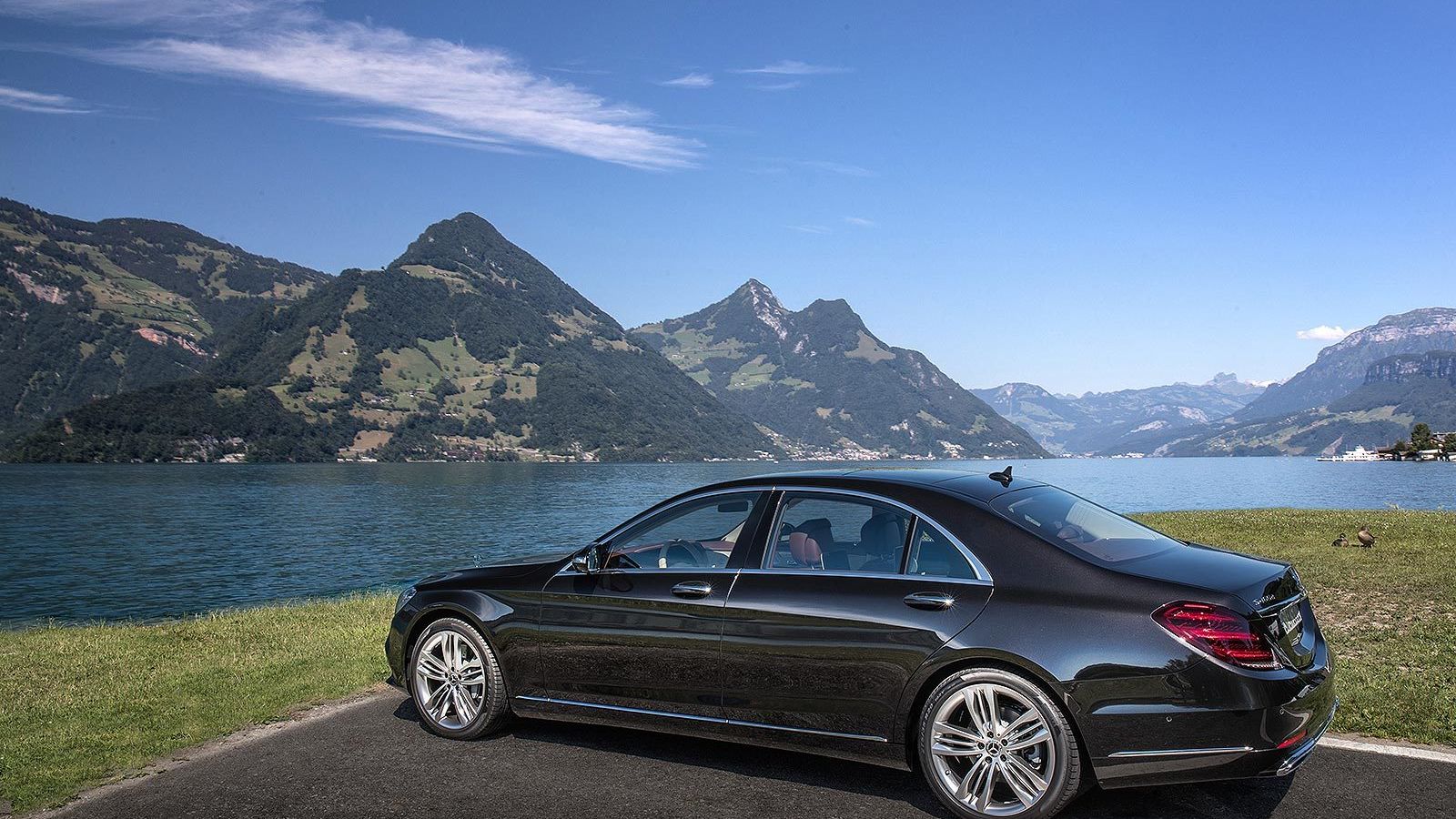 Este Clase S tiene un nivel 2 sobre 5 de conducción autónoma.