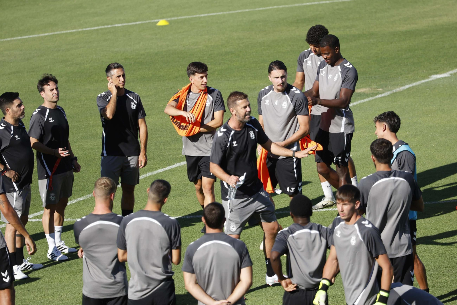 Las fotografías del primer entrenamiento de la Balona 2025-2026