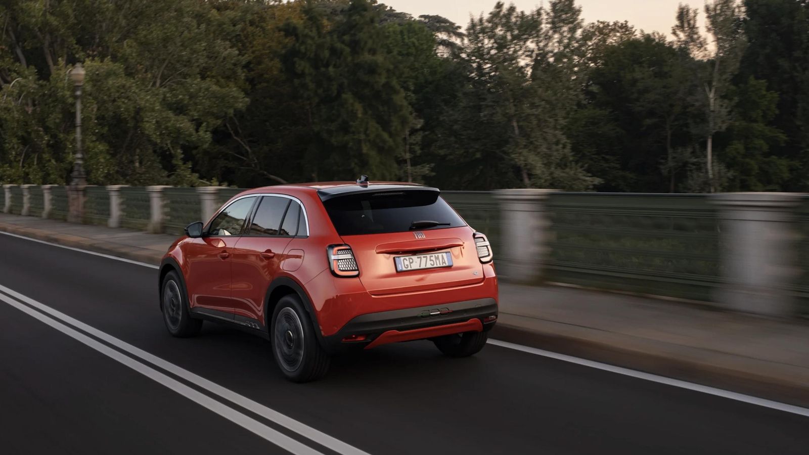 El sistema de propulsión del 600e ya venía usándose en casi todos los modelos de tamaño pequeño y compacto de Stellantis: del Opel Corsa Electric al Peugeot E-308, pasando por los DS-3 E-Tense, Jeep Avenger, Peugeot E-208 y 2008, Citroën ë-C4 u Opel Astra.