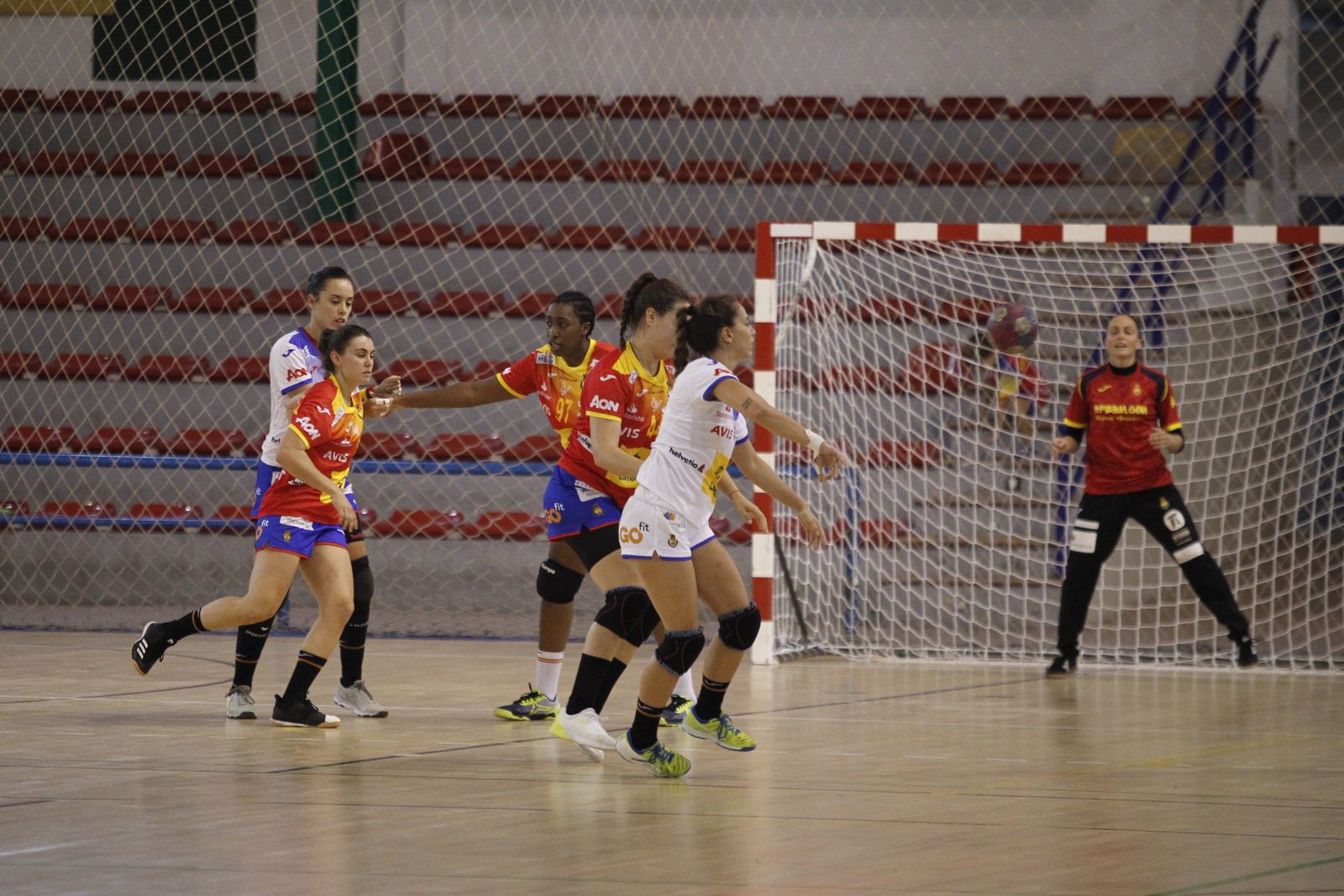 Fotogalería 'guerreras de balonmano'. Entrenamiento Selección Española