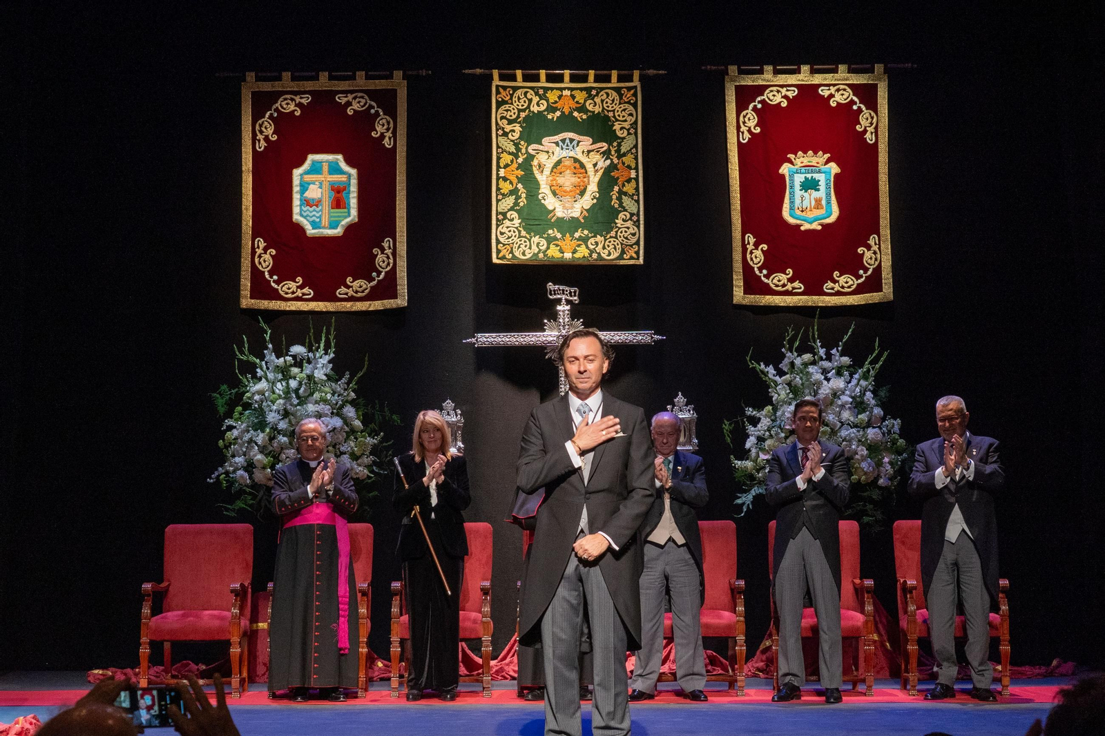 Imágenes del Pregón de la Semana Santa de Huelva 2025, a cargo de Fernando Romero