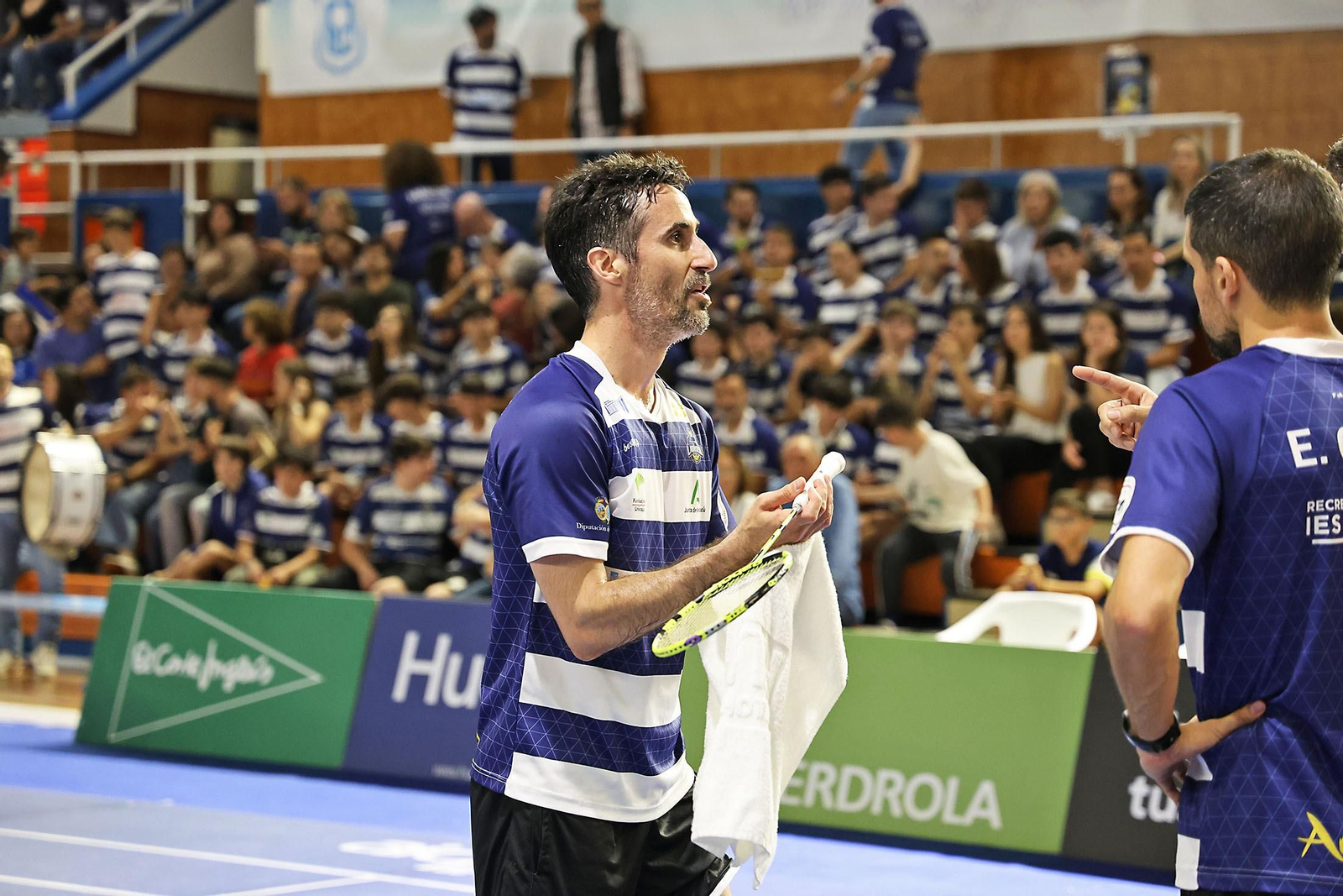 Imágenes de la final de liga de bádminton entre el IES La Orden y La RInconada