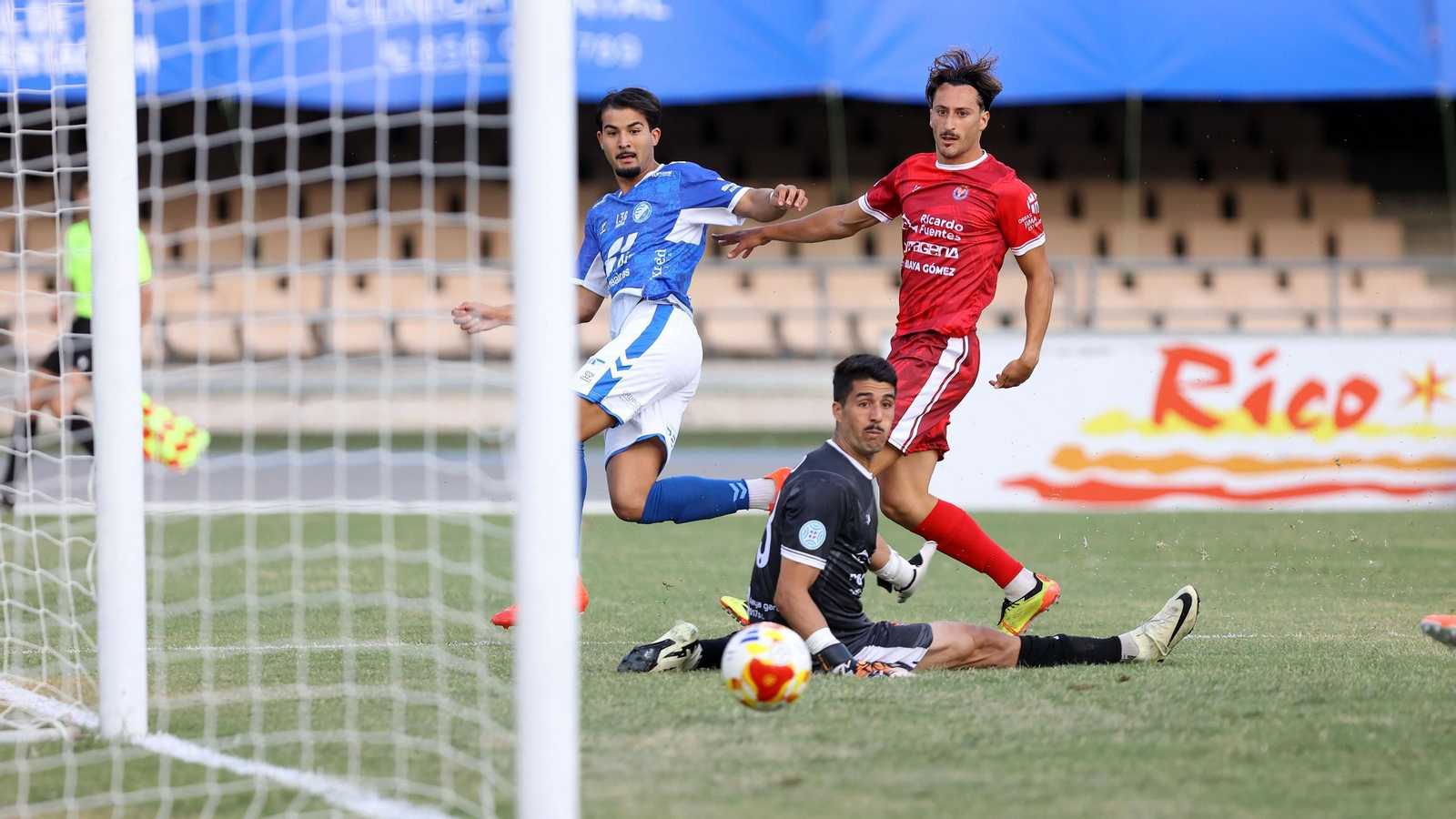 Imágenes del Xerez DFC y la Deportiva Minera en Chapín