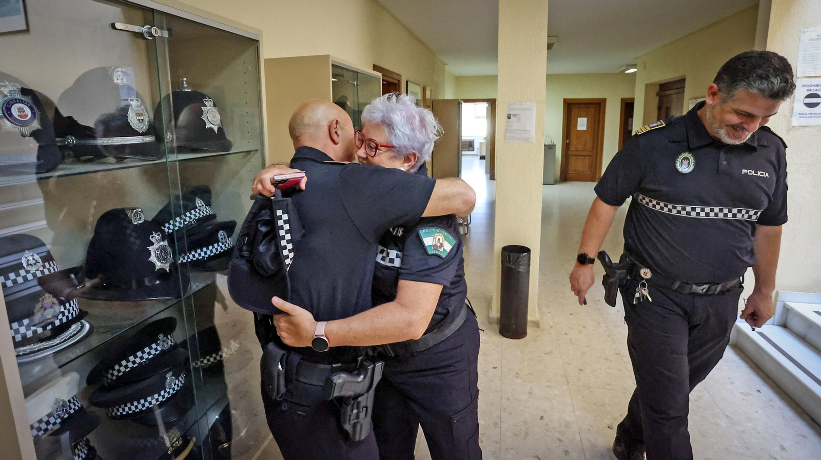 Mari Luz la primera mujer policía de Jerez se jubila