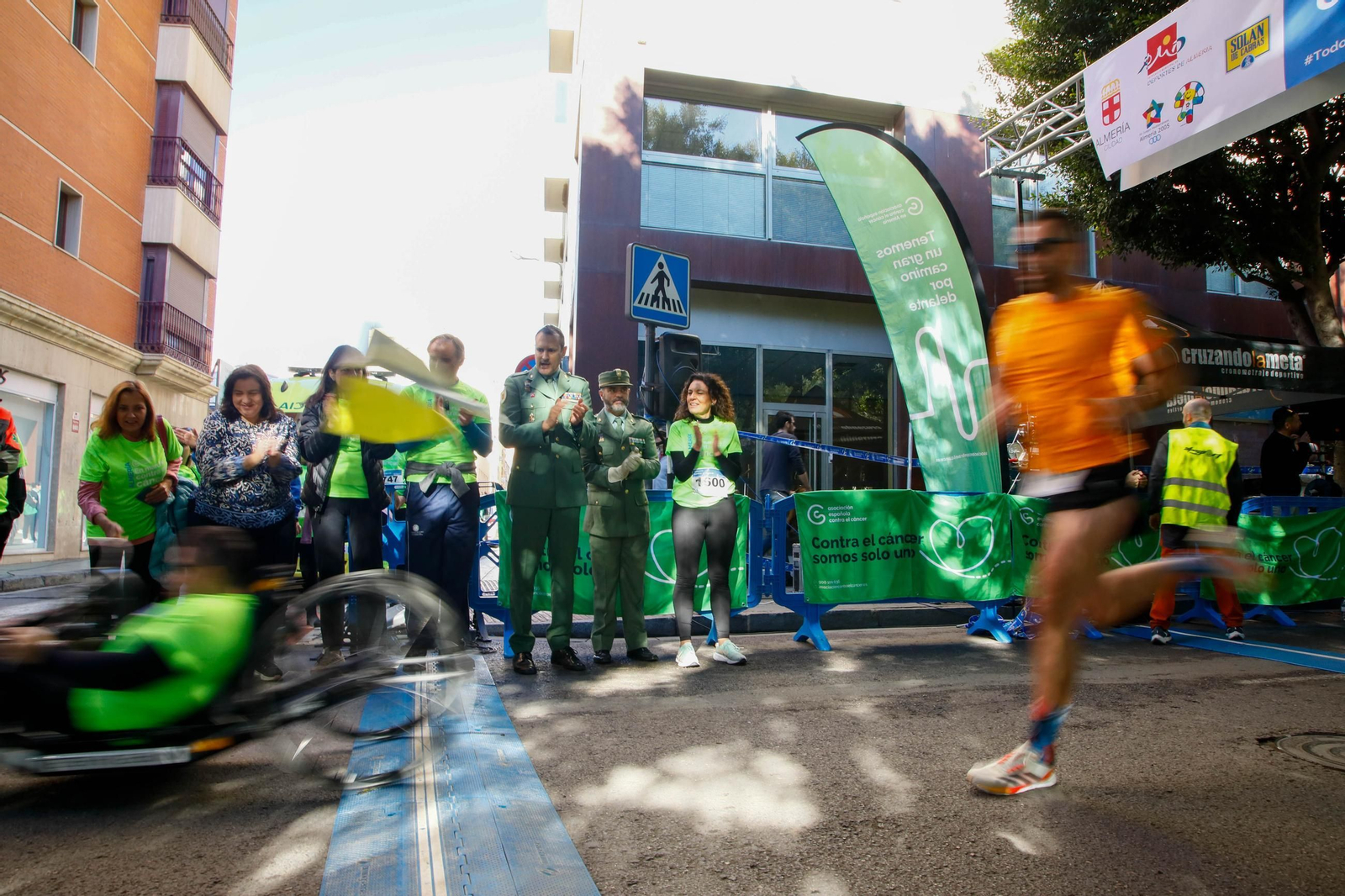 Imágenes de la Carrera contra el Cáncer de Almería