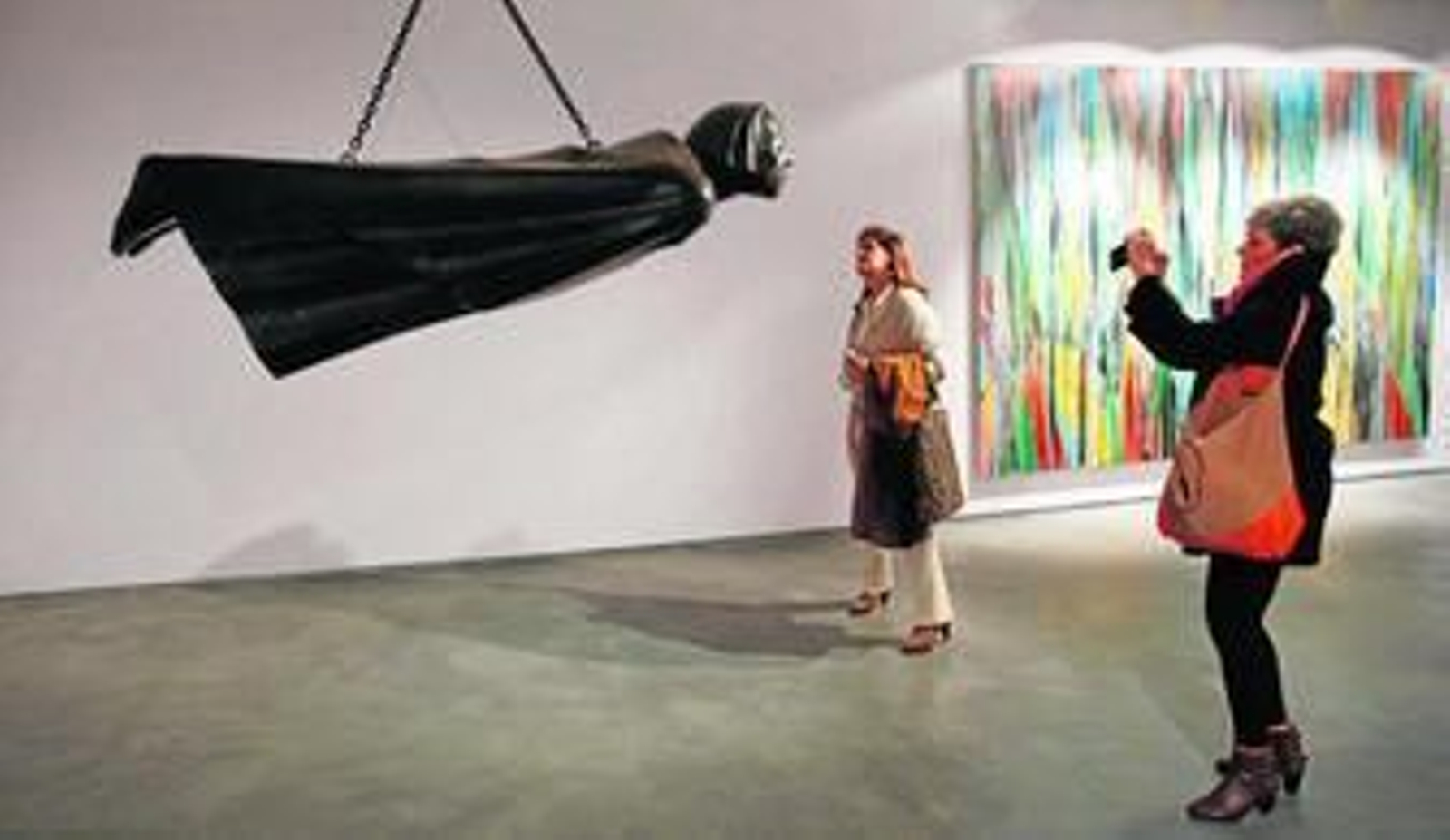 'Güstrower Ehrenmal' ('El ángel flotante'), una de las obras de Ernst Barlach reunidas en la nueva exposición del Museo Jorge Rando.