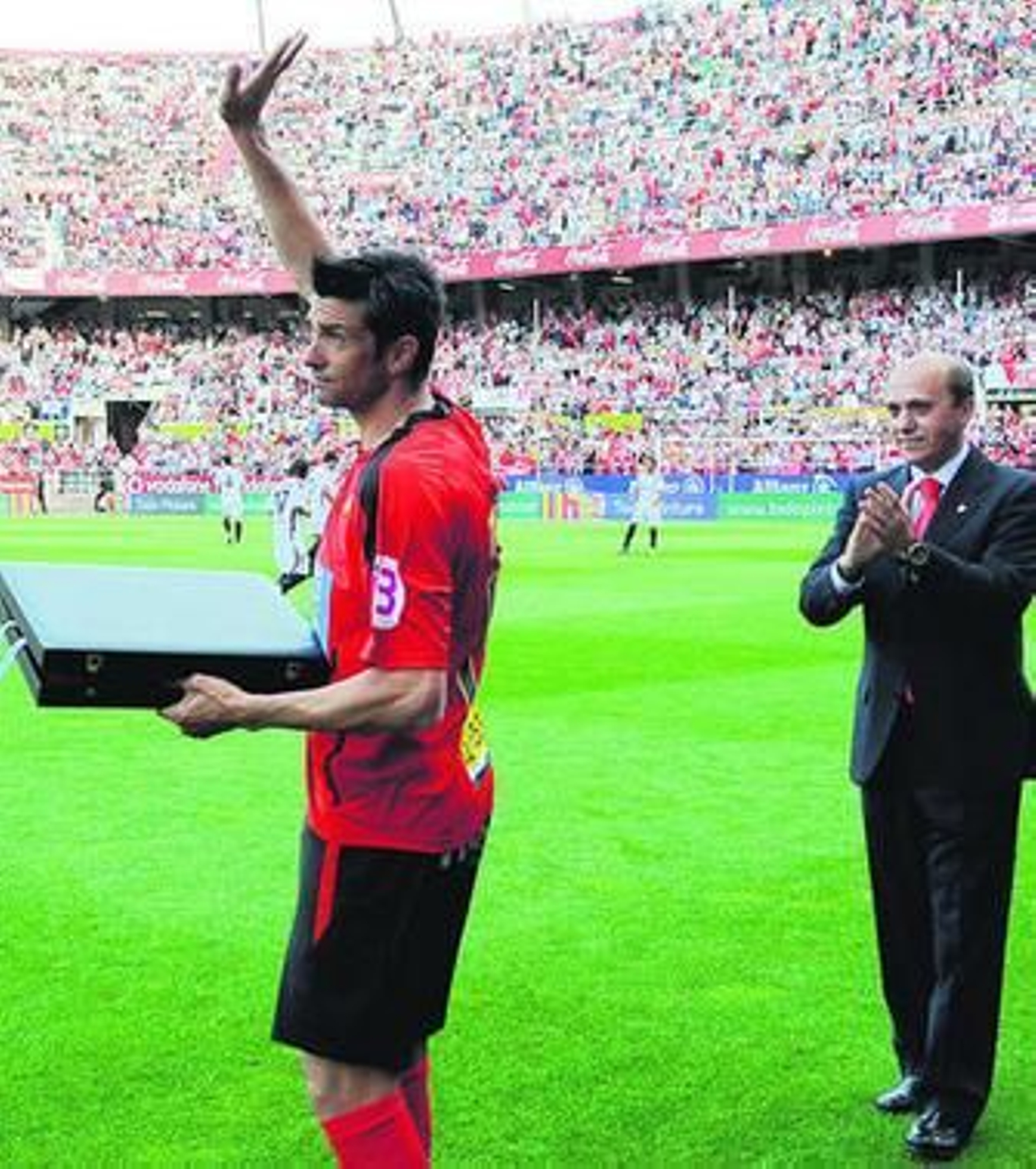 Martí, en su homenaje en mayo de 2009, junto a Del Nido.