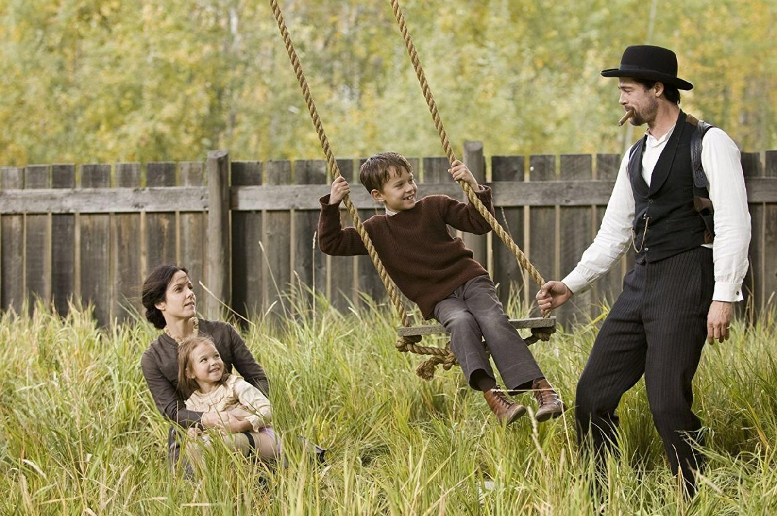 Mary Louise-Parker y Brad Pitt en 'El asesinato de Jesse James por el cobarde Robert Ford',  una de las referencias que inspiran 'En la costa desaparecida'.