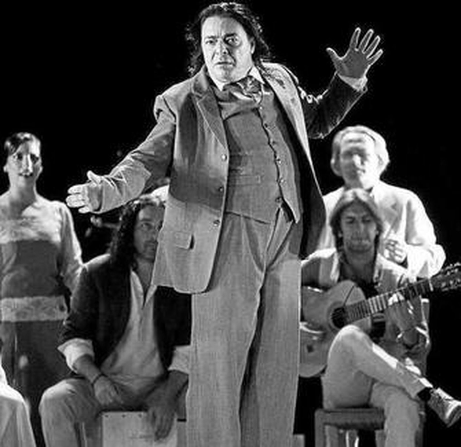 Antonio Canales interpreta al torero sevillano.