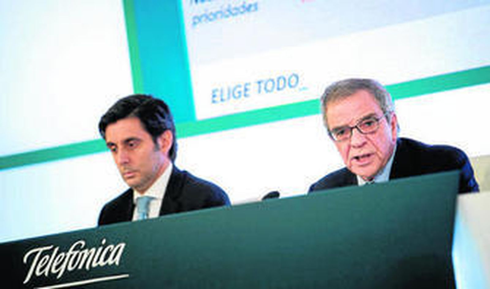El consejero delegado de Telefónica, José María Álvarez-Pallete, y el presidente, César Alierta, ayer.