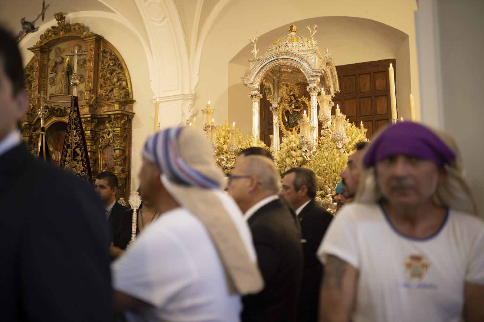 Imágenes de la procesión de la Virgen de la Cinta por el centro de la ciudad