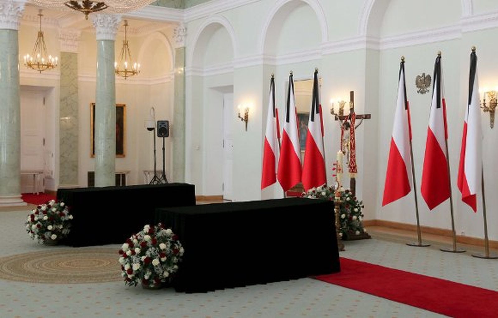 El presidente polaco y su esposa serán enterrados el domingo en Cracovia