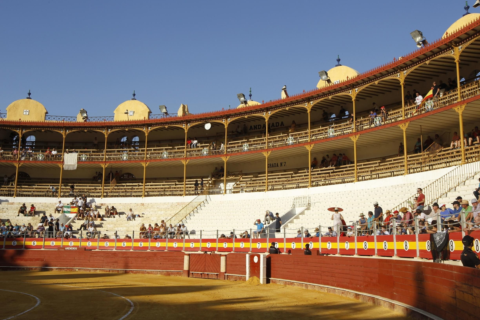 Fotogalería Primera Corrida de Toros. Feria de Almería 2019