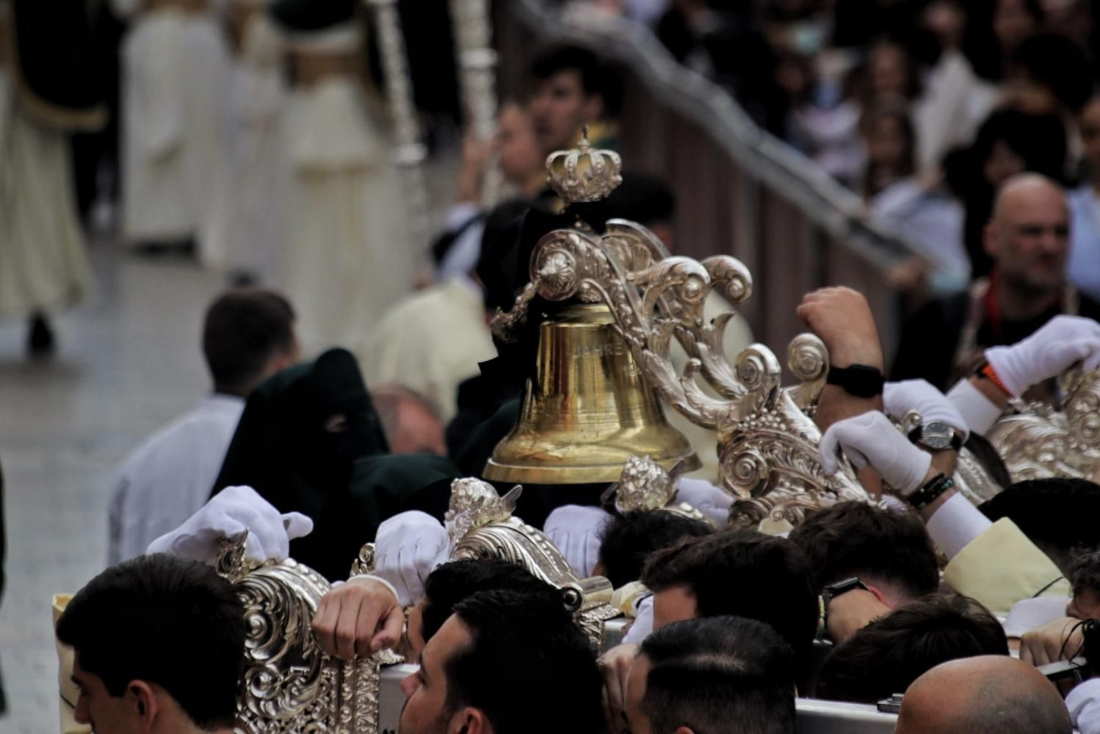 Lágrimas y Favores el Domingo de Ramos en Málaga, en imágenes