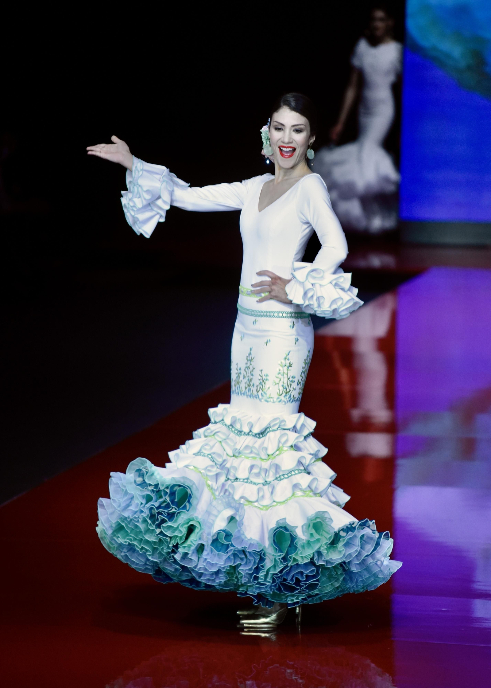 El desfile de Leticia Lorenzo en SIMOF 2022, todas las fotos