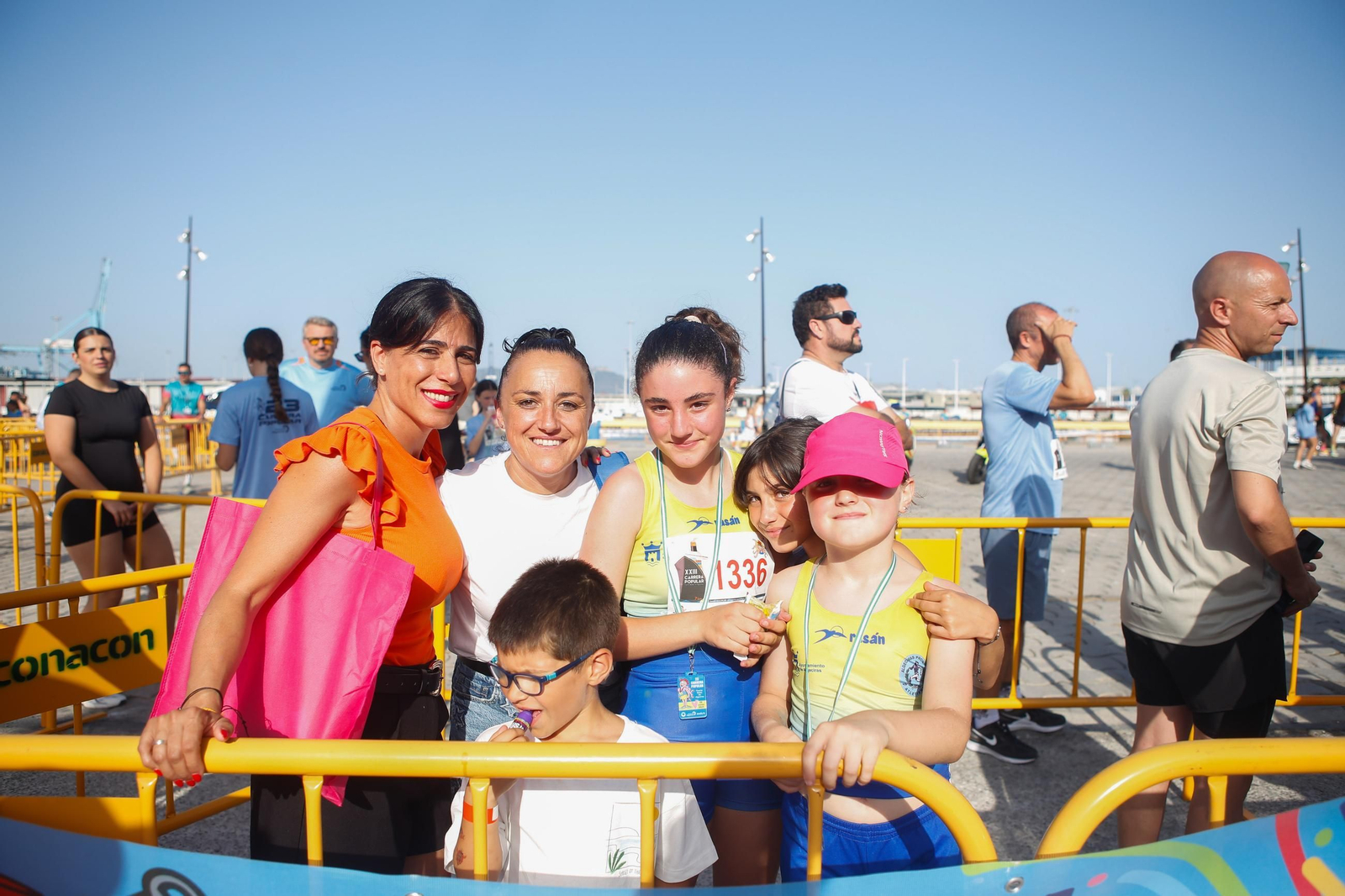Búscate en la galería de fotos de categorías inferiores de la XXIII Carrera Popular Puerto Bahía de Algeciras