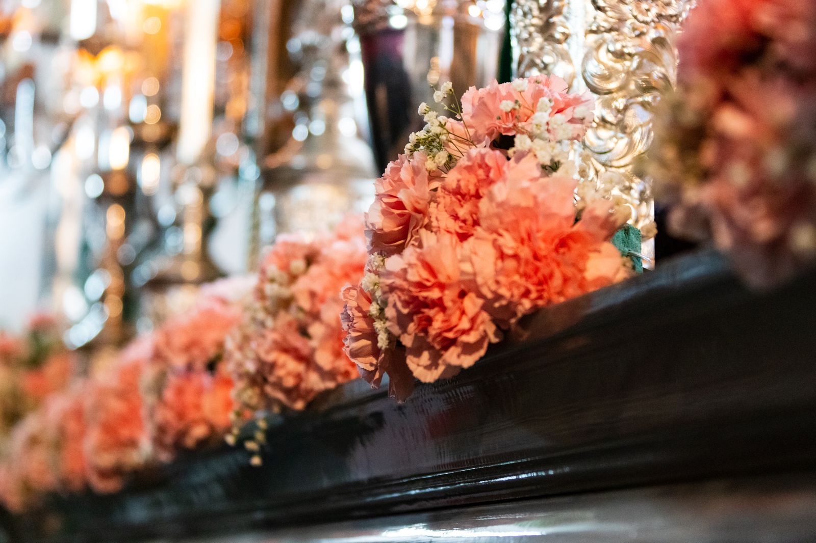 Martes Santo en Villanueva de Córdoba: La procesión del Amarrado y la Esperanza, en imágenes