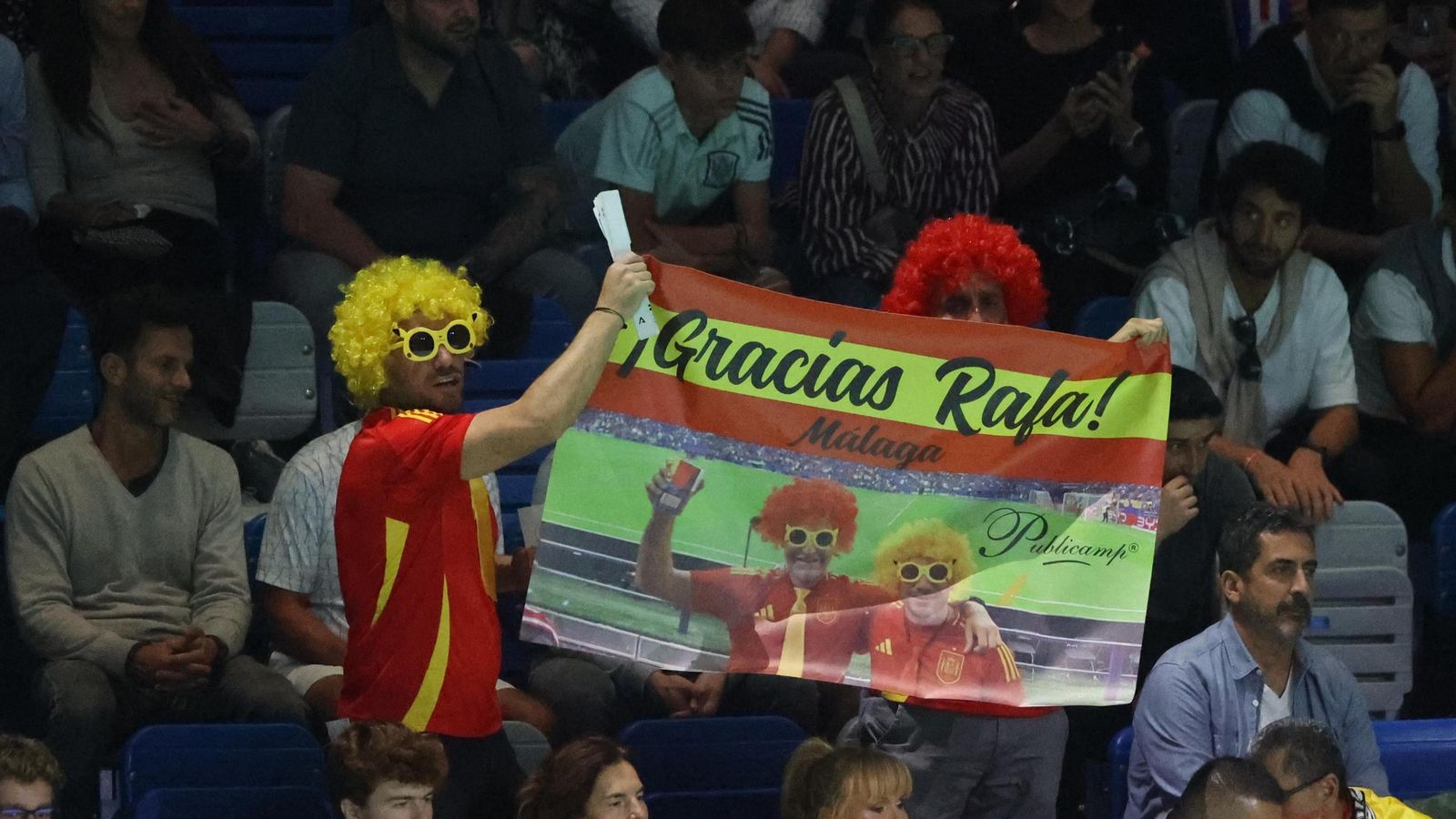 Búscate en las gradas del Carpena en la Copa Davis de Málaga