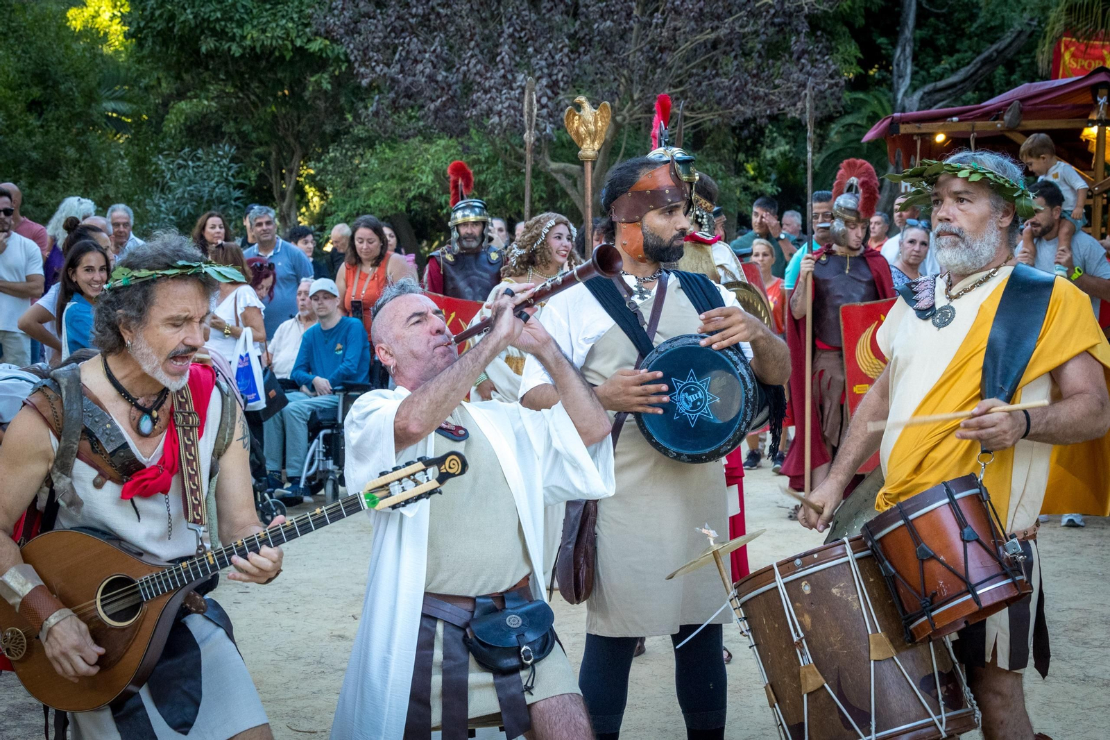 Las imágenes del Mercado Romano en el Parque Genovés de Cádiz