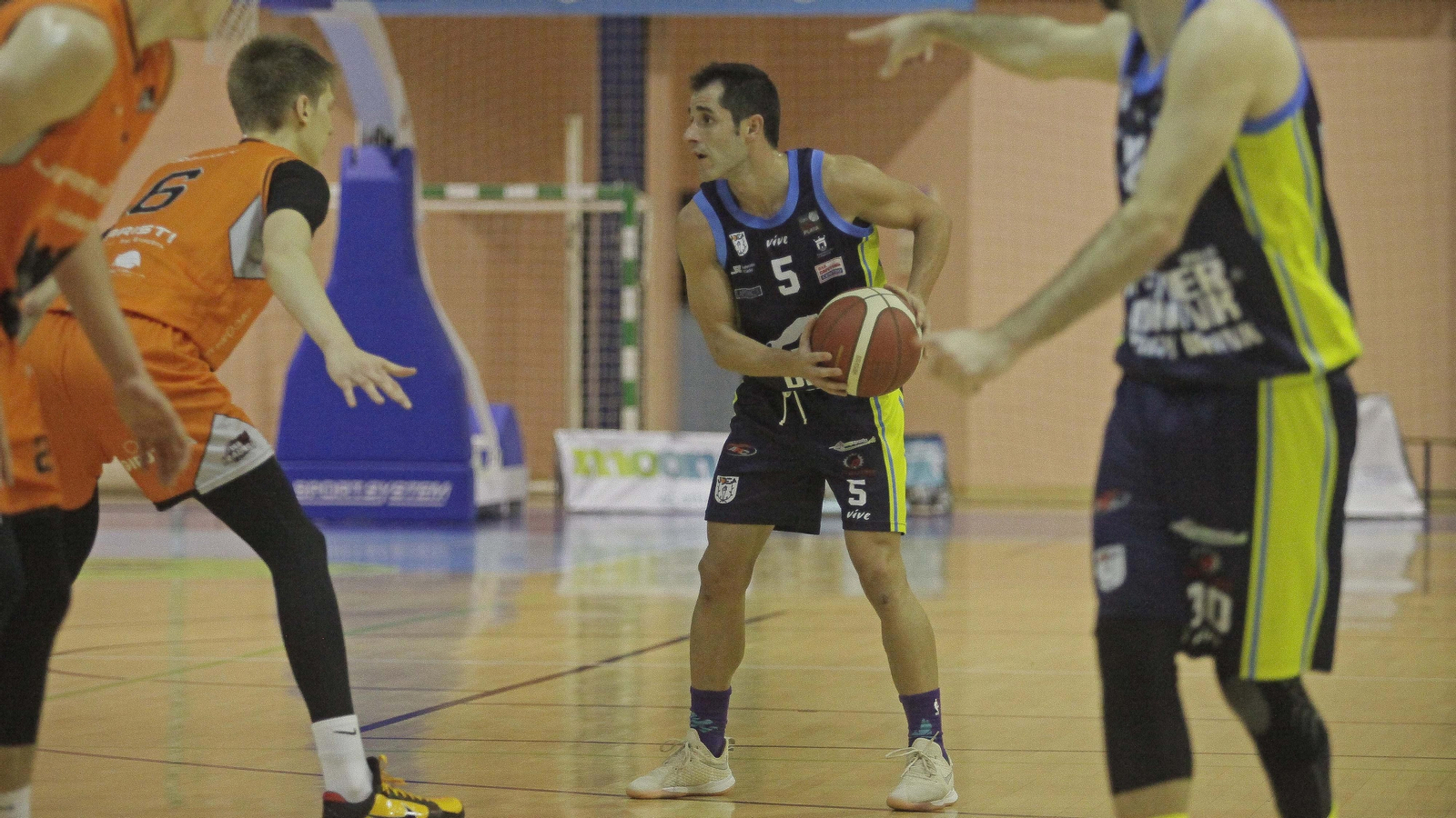 Las mejores fotos del UDEA - Juaristi Iraurgi